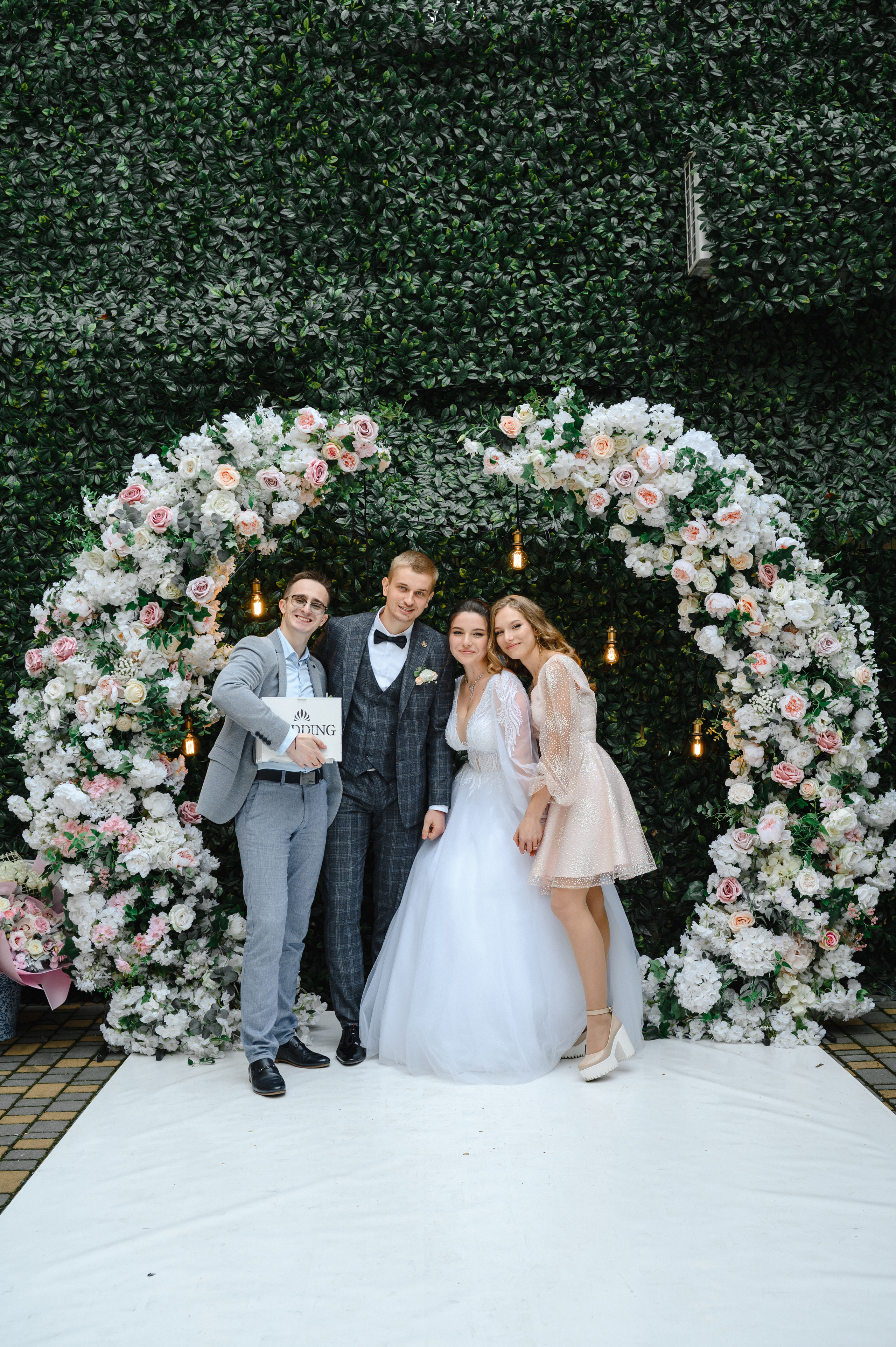 Превью свадьбы Димы и Вики