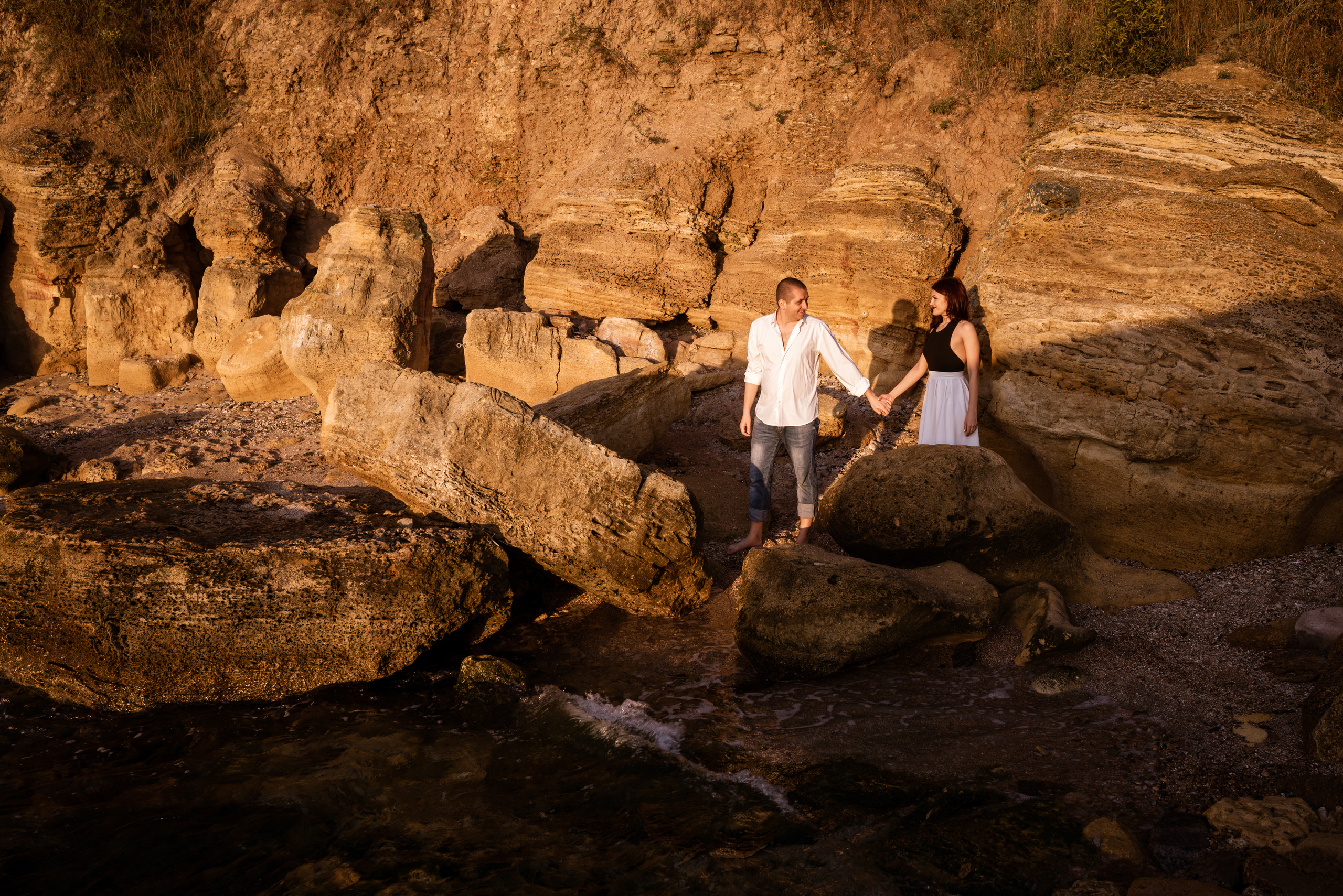 Морской рассвет. Паша и Наташа