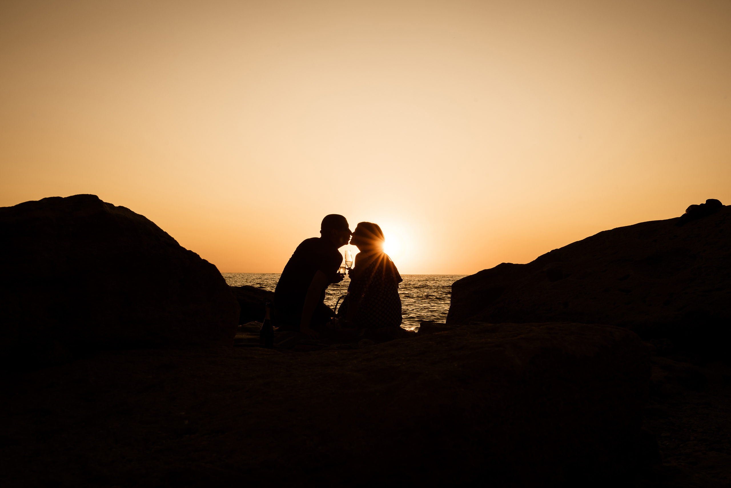 Морской рассвет. Паша и Наташа