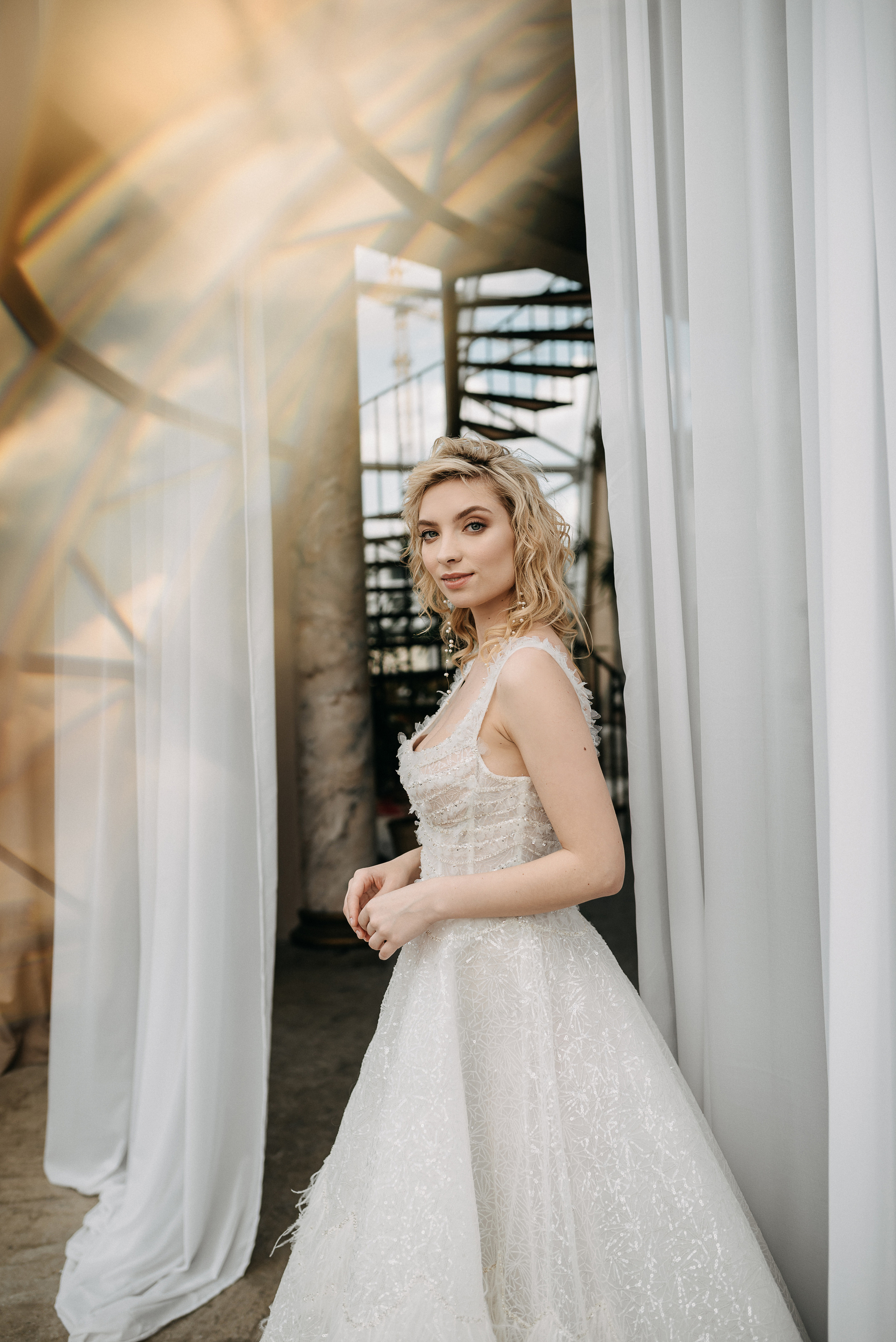 Под куполом