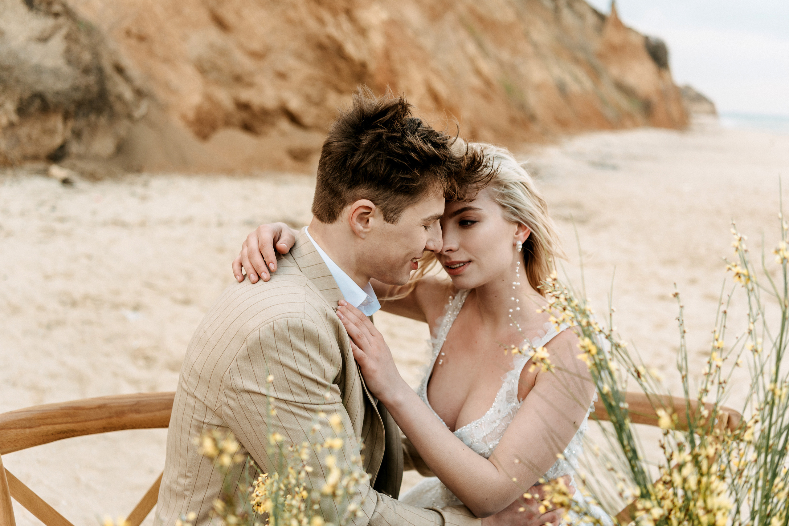 Под куполом