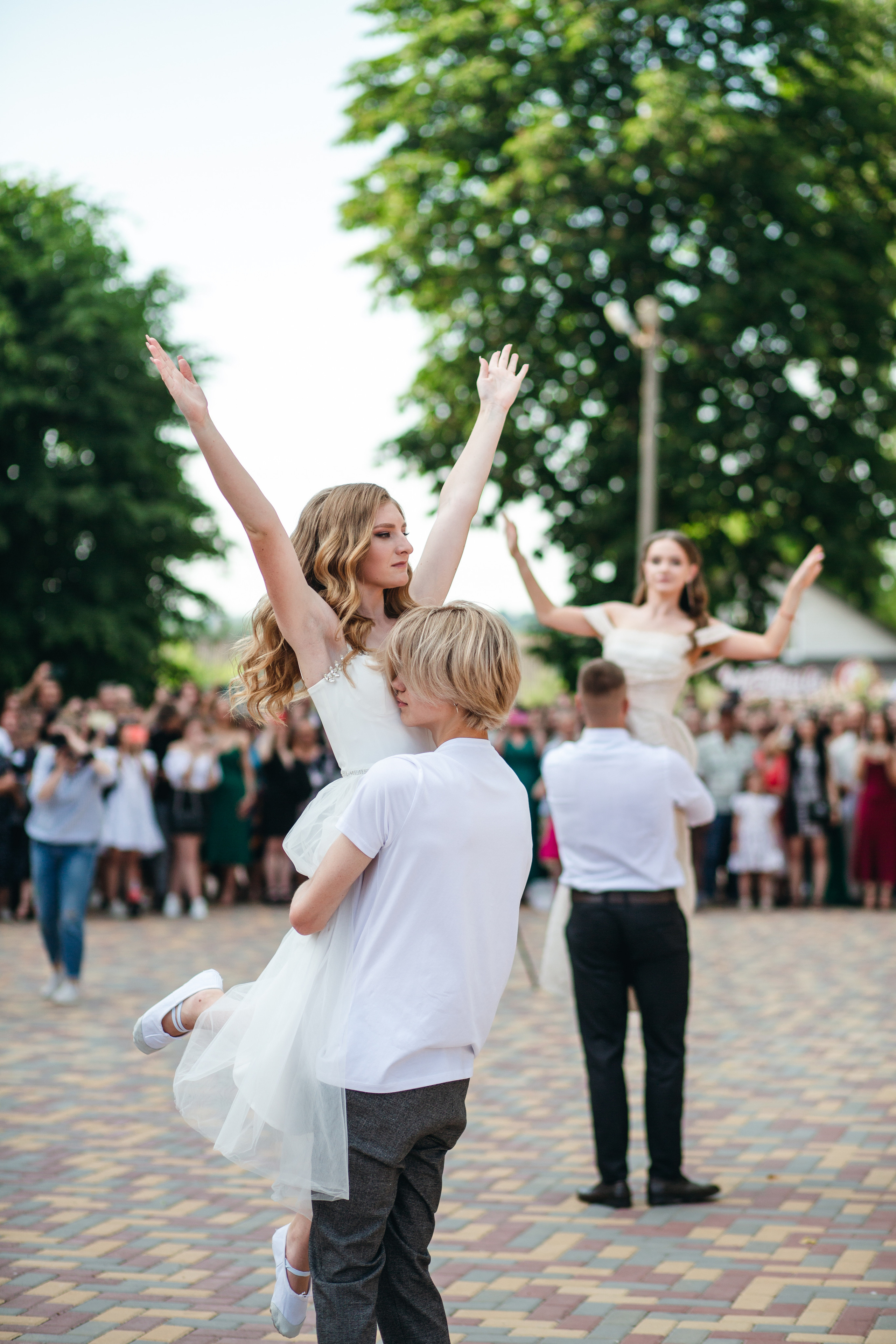 шкільний фотограф вінниця, фотограф вінниця, фотограф іллінці, фотограф немирів, фотограф гайсин, фотограф липовець, випуск 2024 випуск вінниця, випускний. останній дзвоник вінниця, випускний вінниця, фотограф оратів