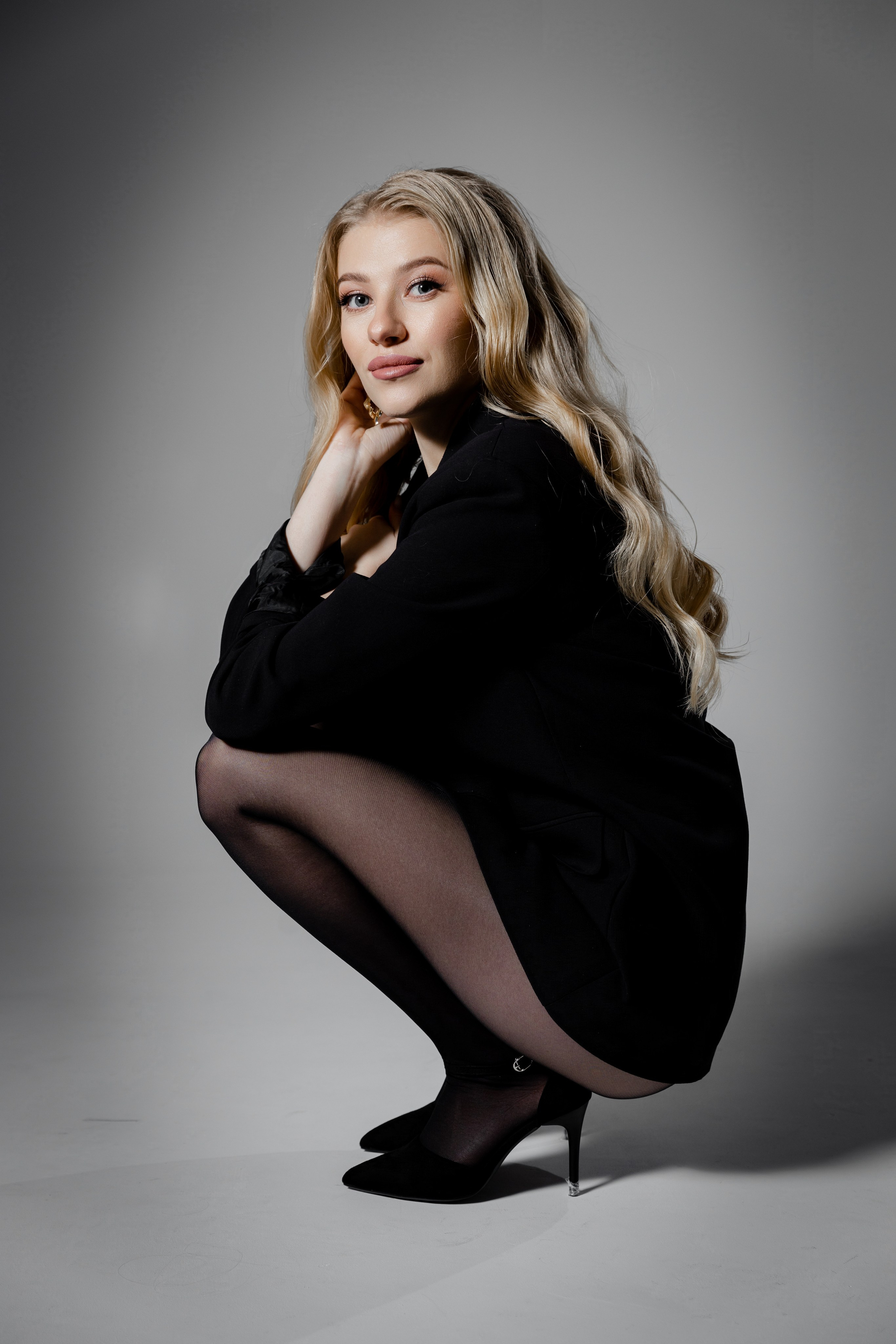 Індивідуальна фотосесія Ані. Ваш фотограф в Іллінцях, Вінниці, Немирові та Липовці