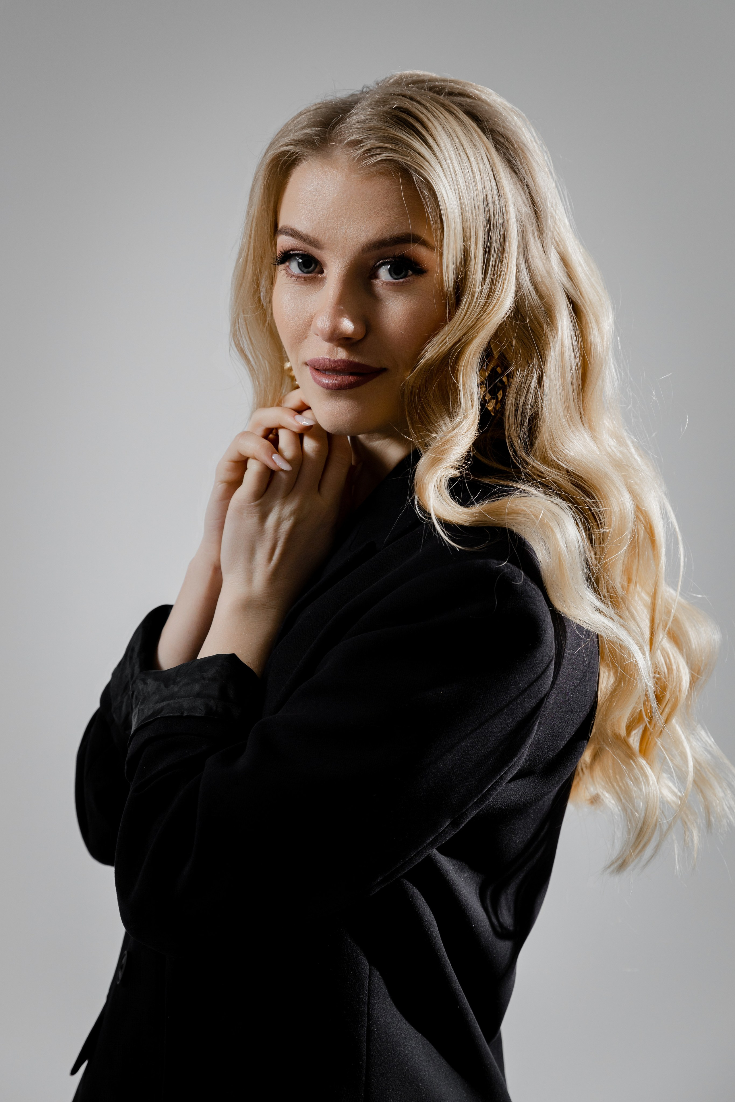 Індивідуальна фотосесія Ані. Ваш фотограф в Іллінцях, Вінниці, Немирові та Липовці