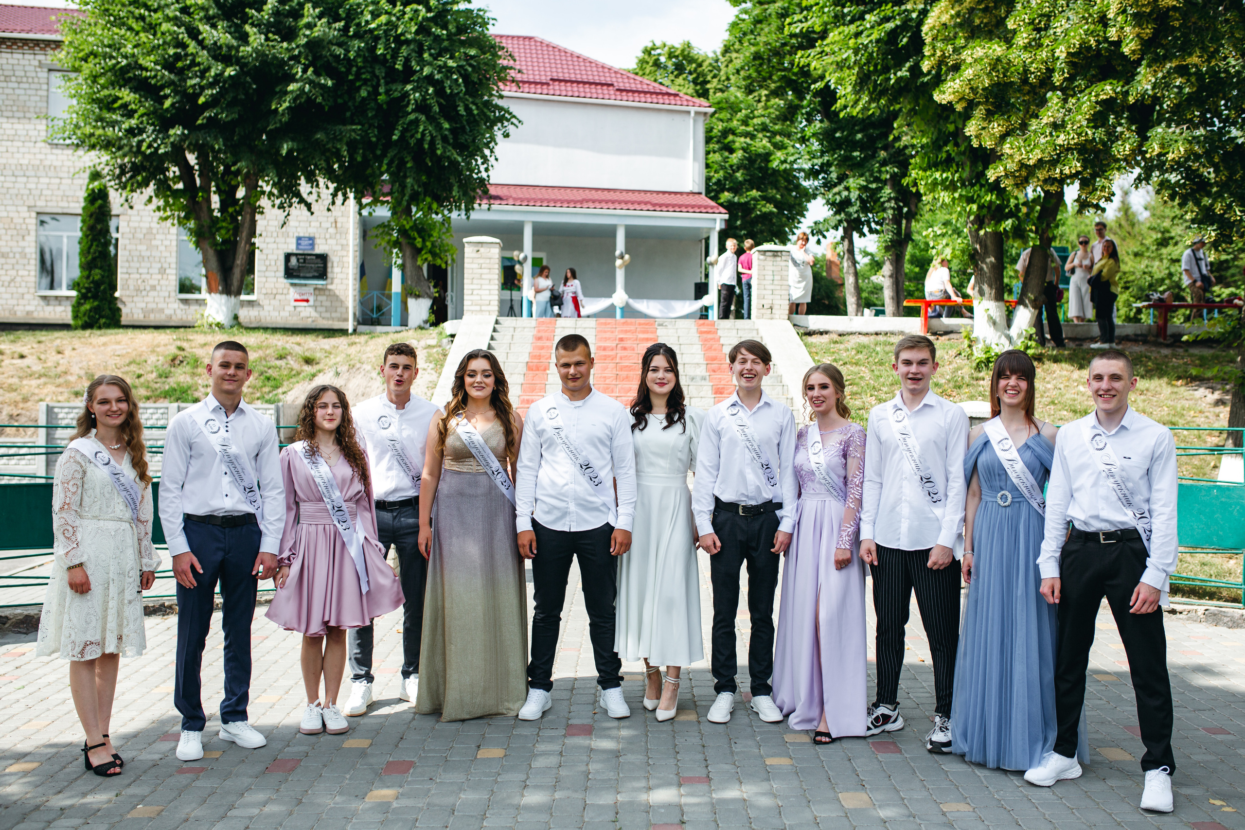 шкільний фотограф вінниця, фотограф вінниця, фотограф іллінці, фотограф немирів, фотограф гайсин, фотограф липовець, випуск 2024 випуск вінниця, випускний. останній дзвоник вінниця, випускний вінниця, фотограф оратів