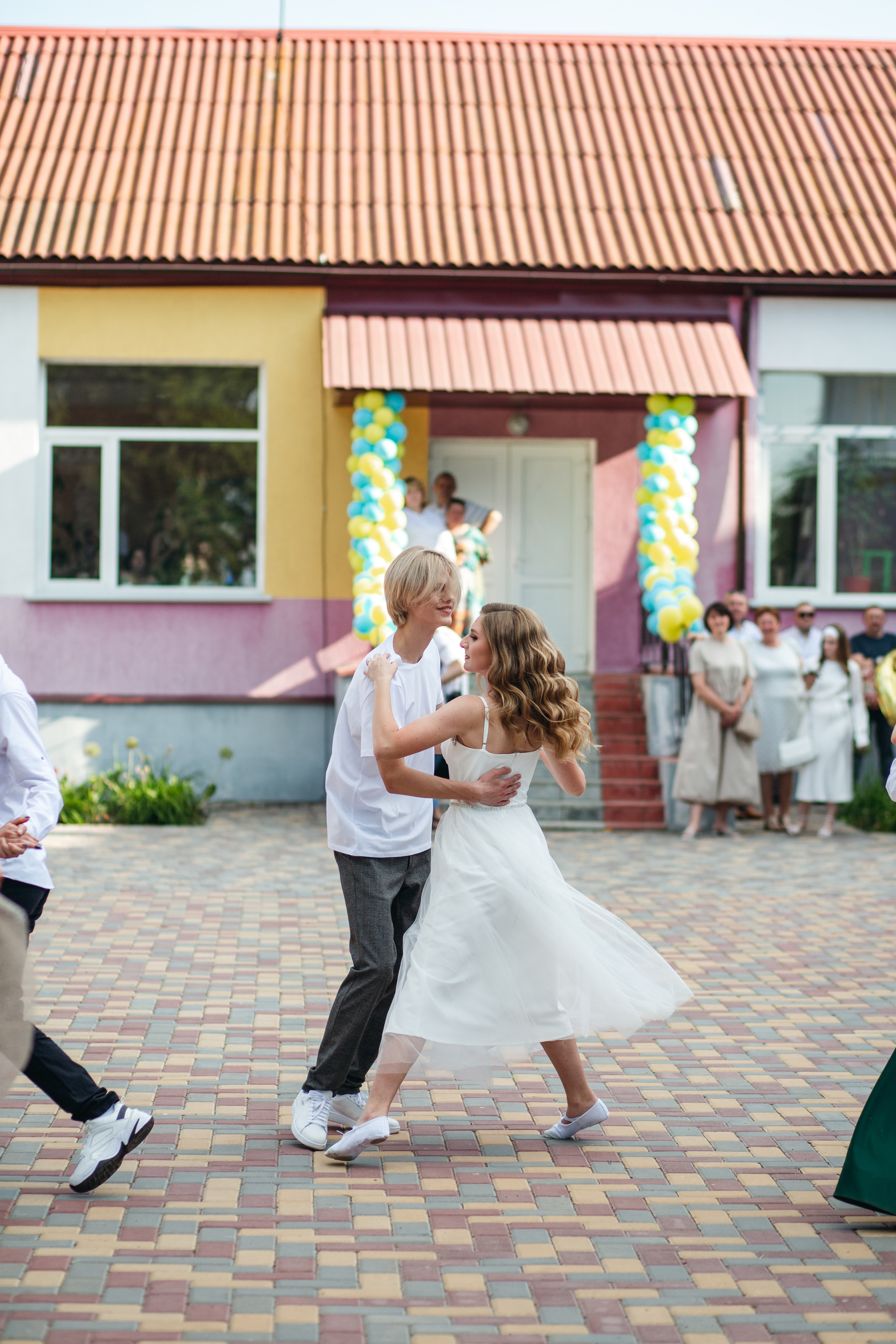 шкільний фотограф вінниця, фотограф вінниця, фотограф іллінці, фотограф немирів, фотограф гайсин, фотограф липовець, випуск 2024 випуск вінниця, випускний. останній дзвоник вінниця, випускний вінниця, фотограф оратів