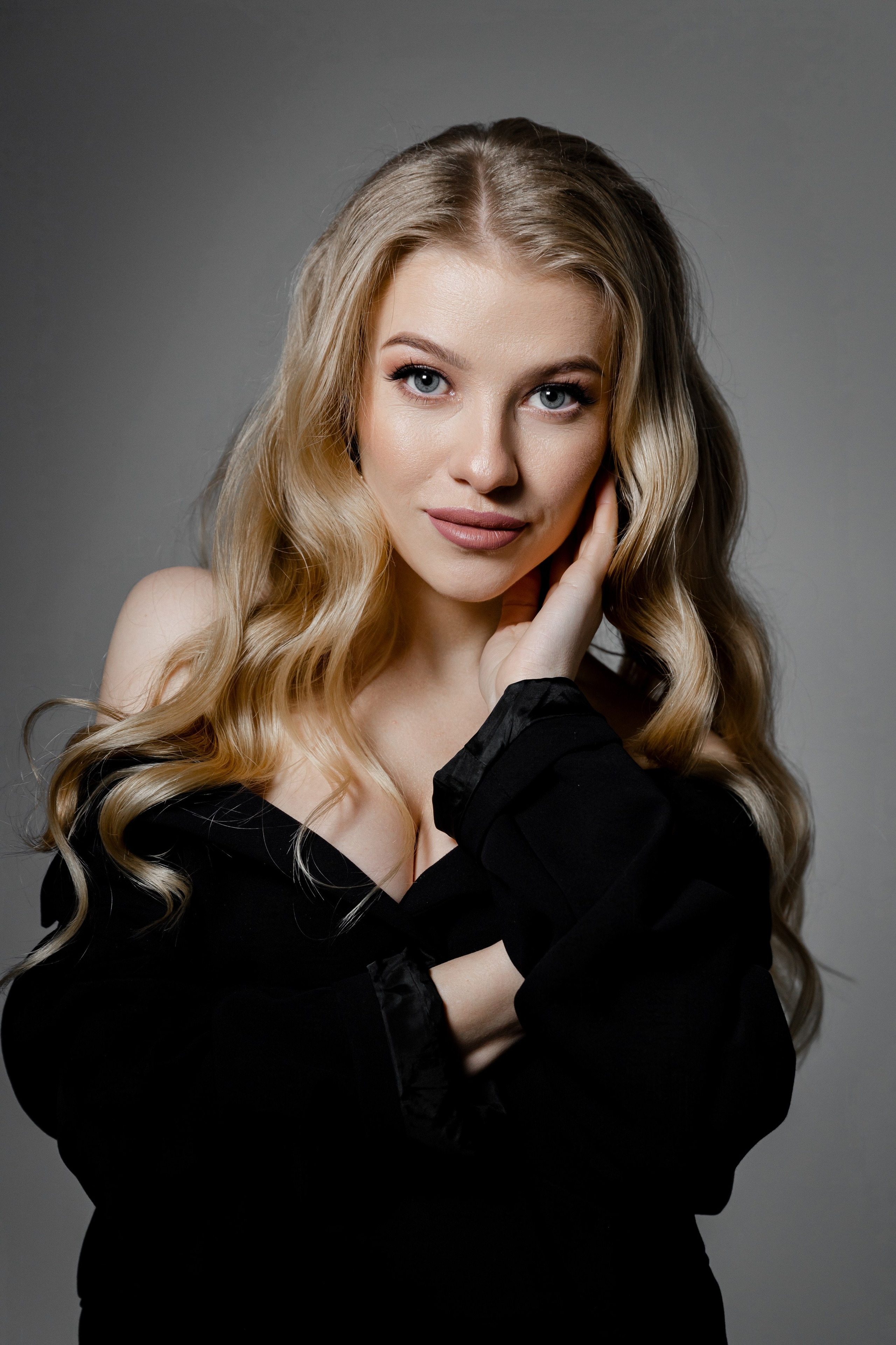 Індивідуальна фотосесія Ані. Ваш фотограф в Іллінцях, Вінниці, Немирові та Липовці