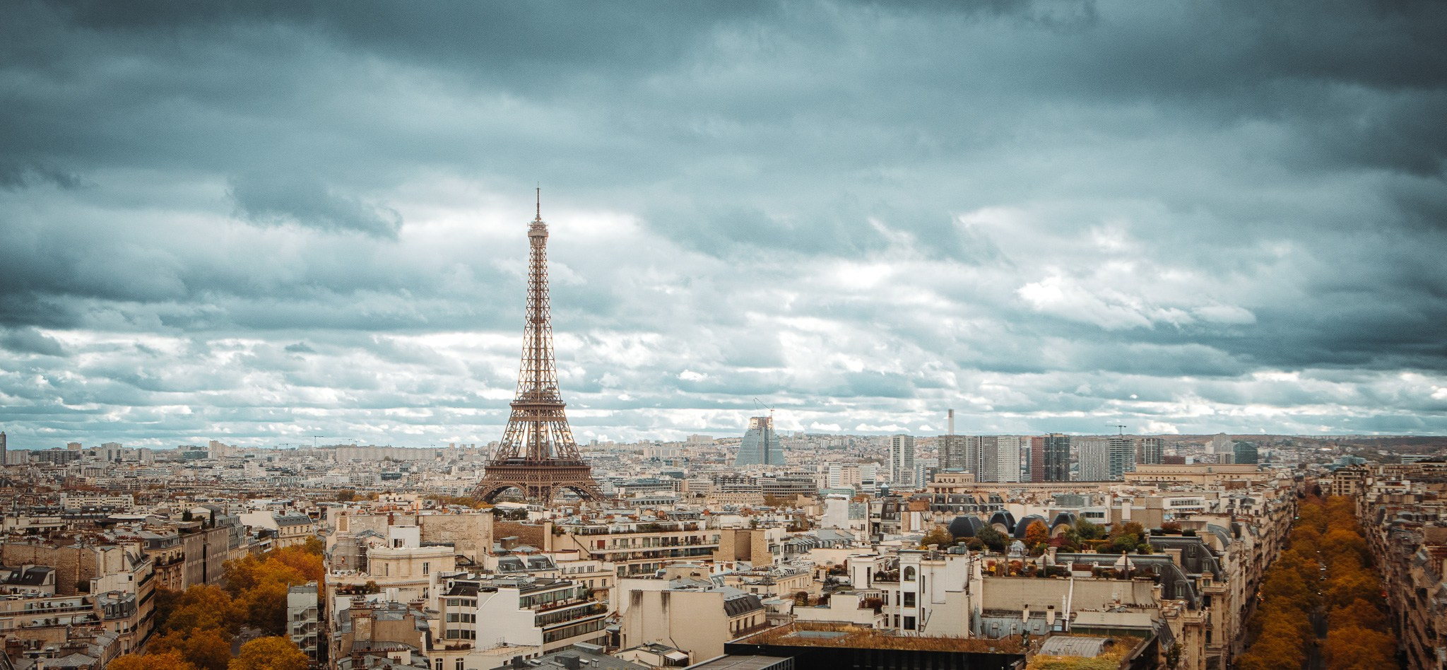 Photographies de Paris — Architecture, Lumière et Espaces Urbains | Lev Otinov