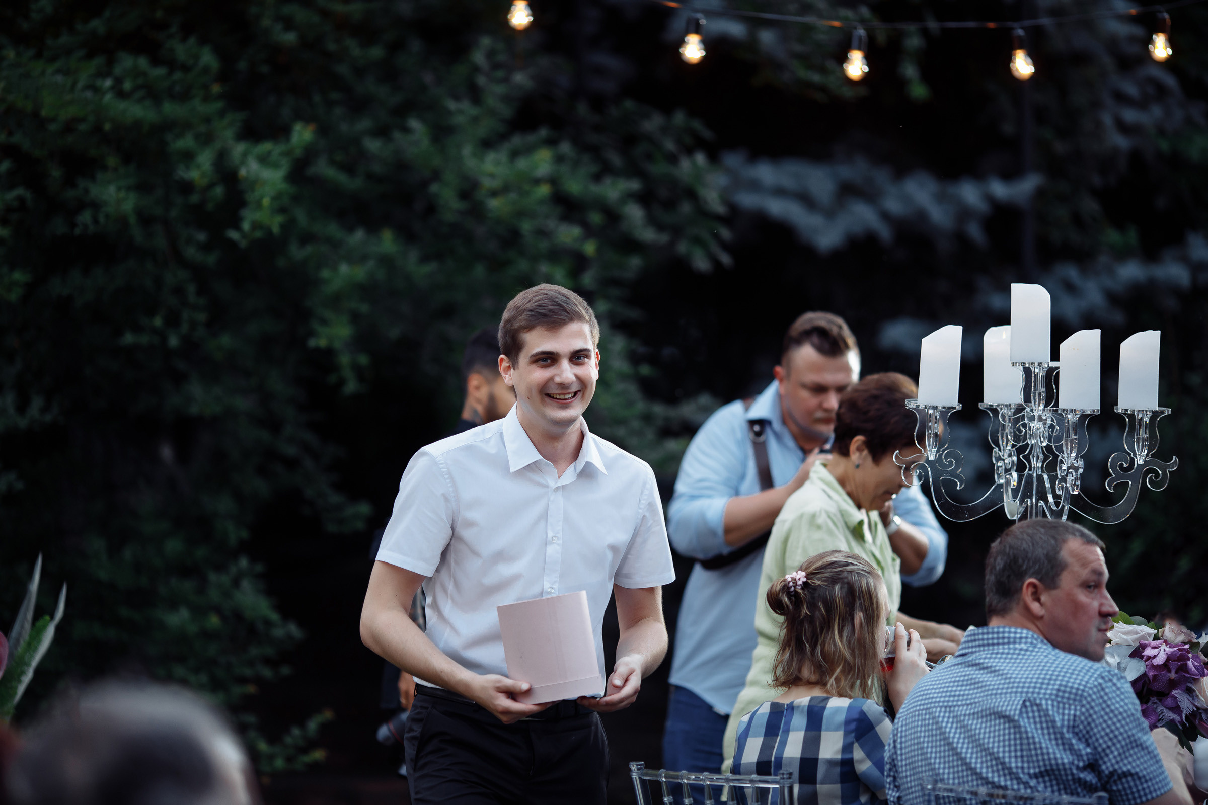 Де ТИ — там Я. Випускні фотоальбоми в Дніпрі Євген Береславський