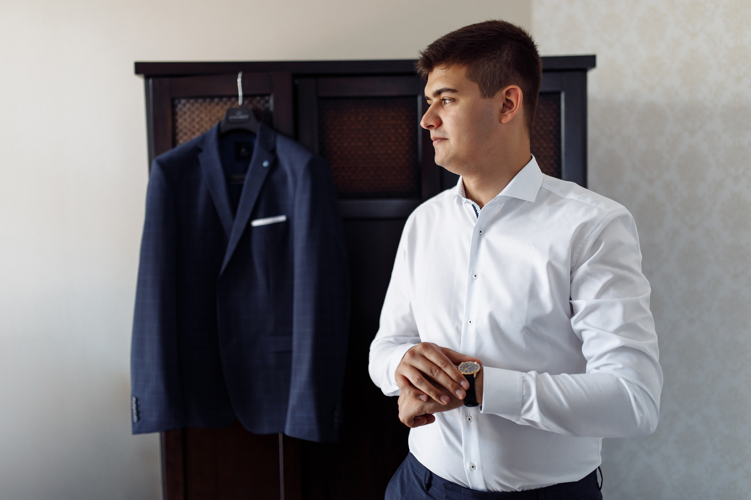 Де ТИ — там Я. Випускні фотоальбоми в Дніпрі Євген Береславський