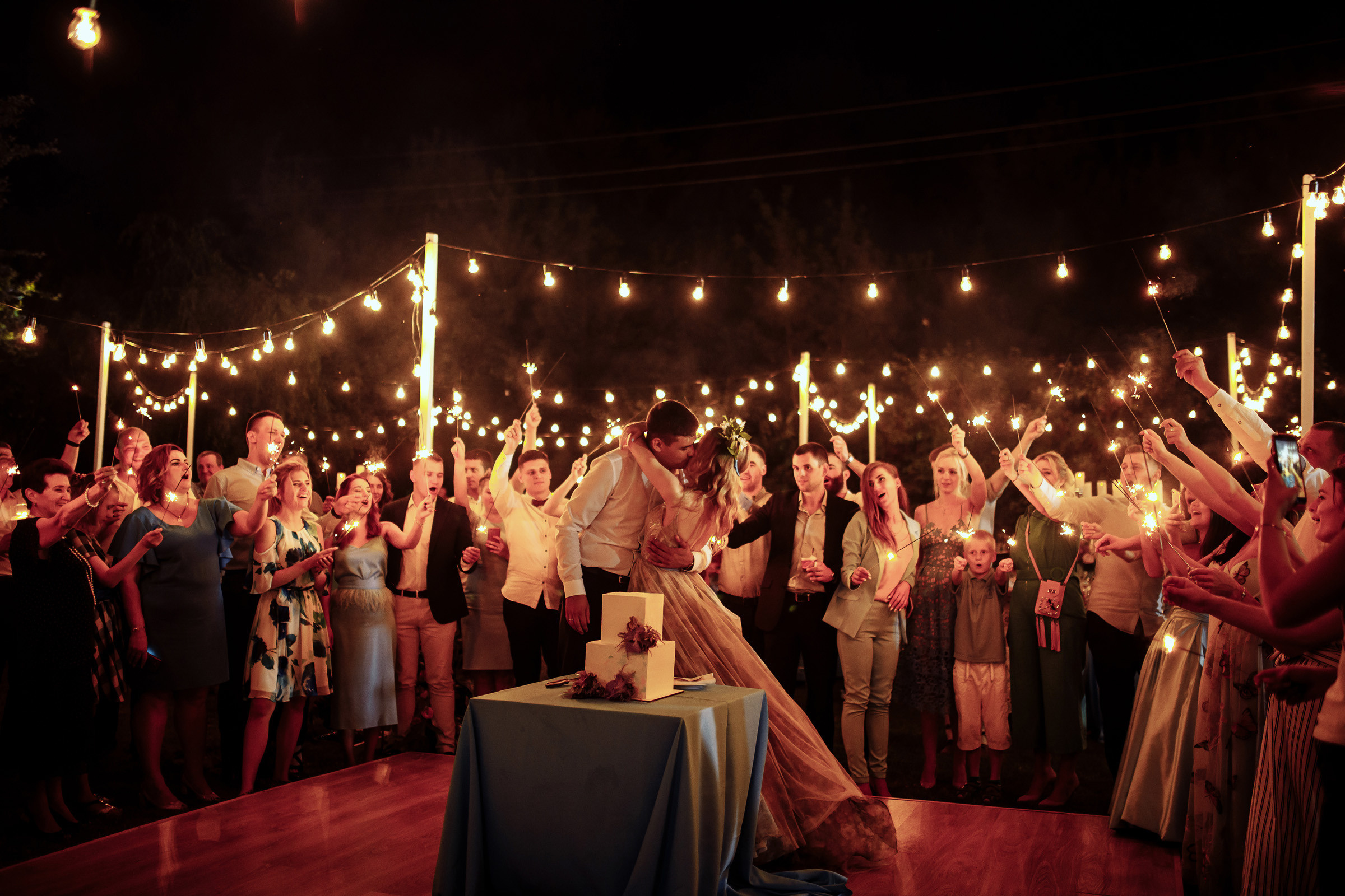 Де ТИ — там Я. Випускні фотоальбоми в Дніпрі Євген Береславський