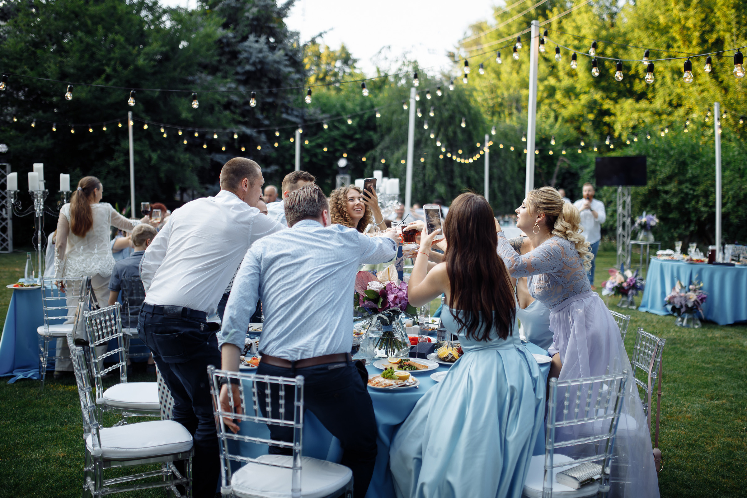 Де ТИ — там Я. Випускні фотоальбоми в Дніпрі Євген Береславський