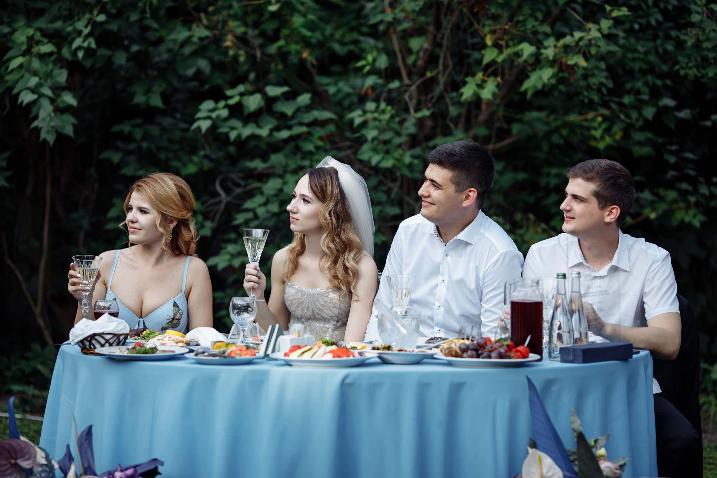 Де ТИ — там Я. Випускні фотоальбоми в Дніпрі Євген Береславський