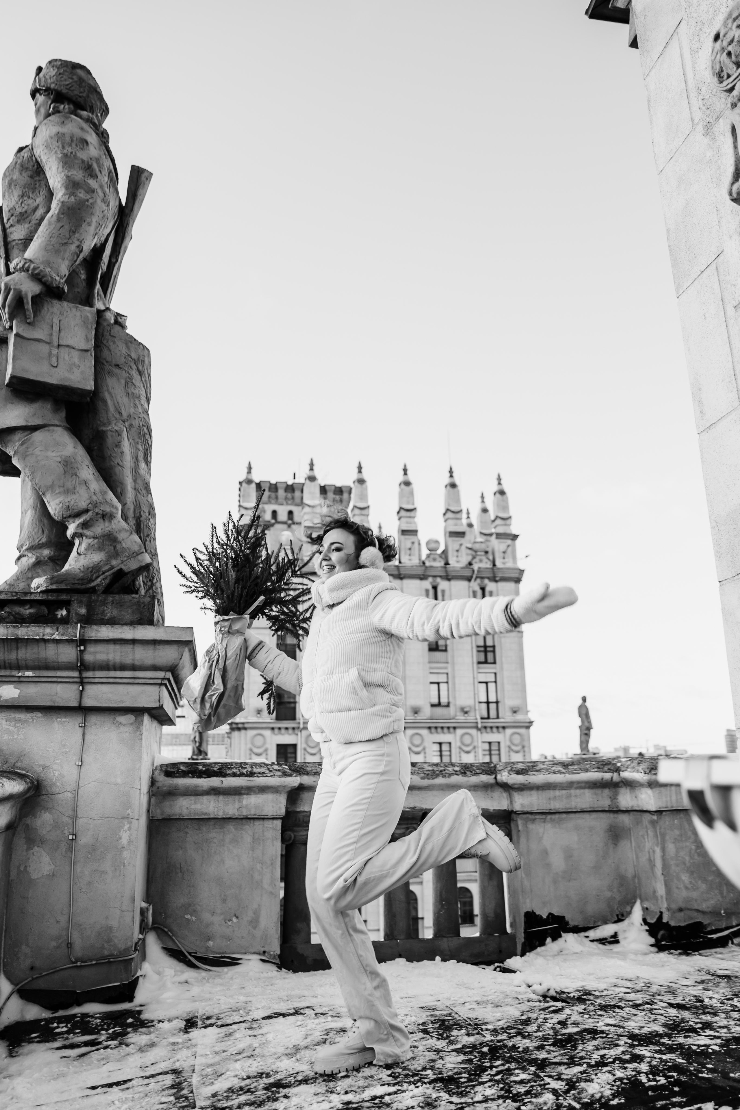 A winter fairy tale in the city center. Wedding and family photographer