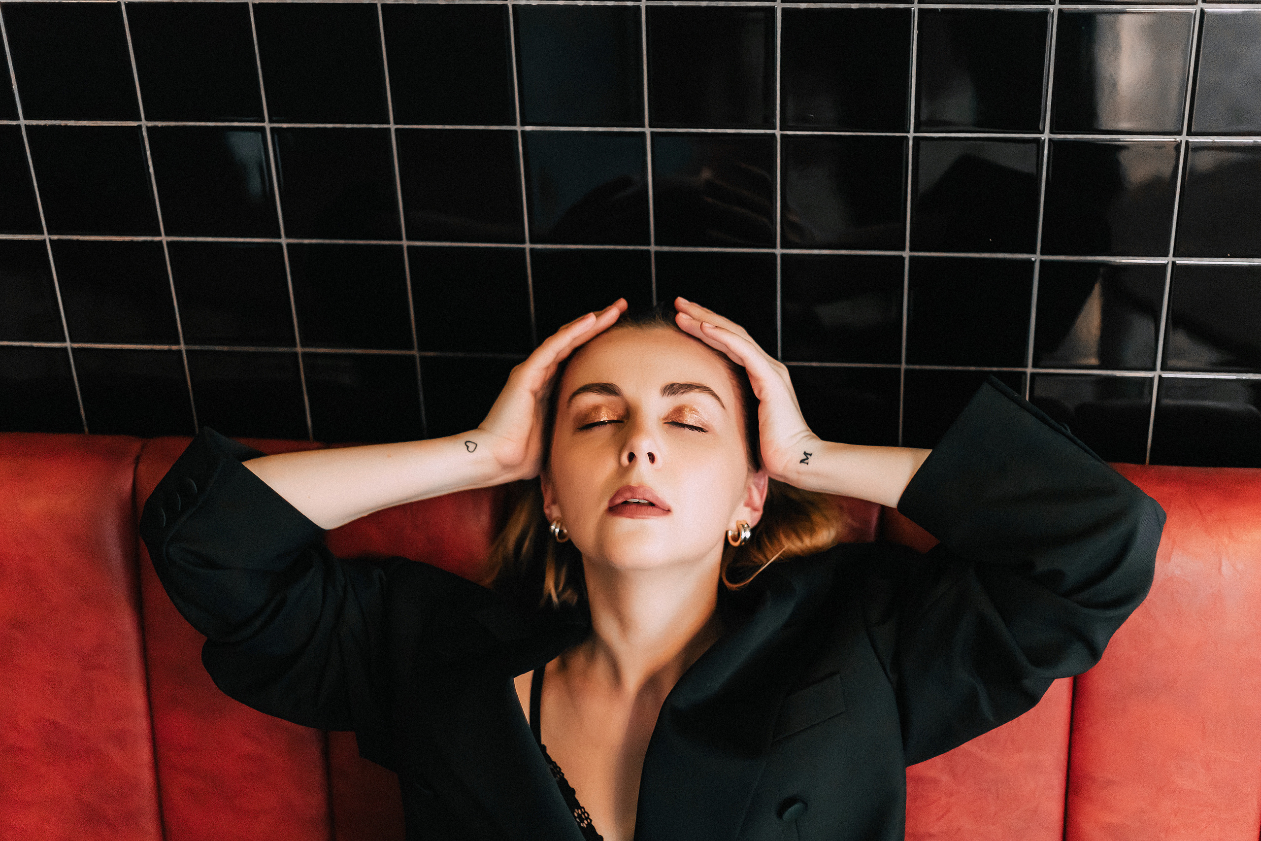 Mary. Wedding and family photographer