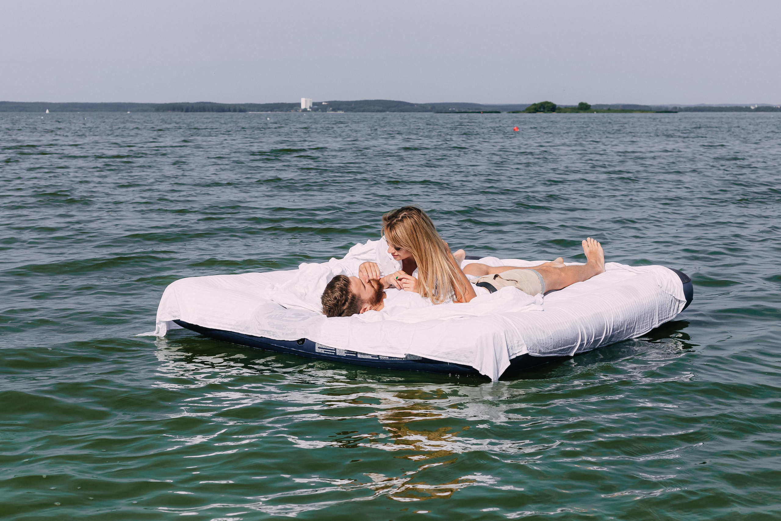 Love story at the Minsk Sea Katya and Pasha. Wedding and family photographer