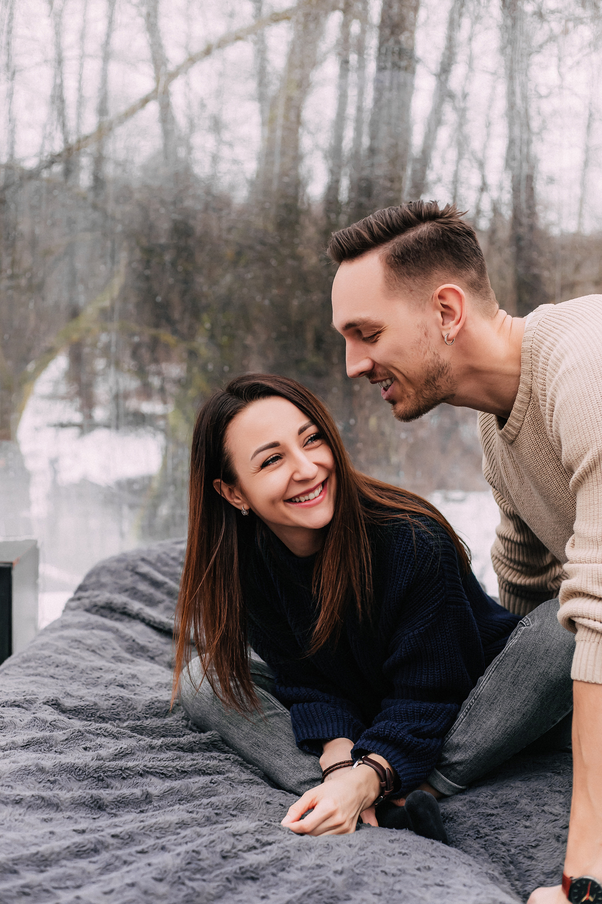 The winter story of Ira and Stas in an unusual hotel. Wedding and family photographer