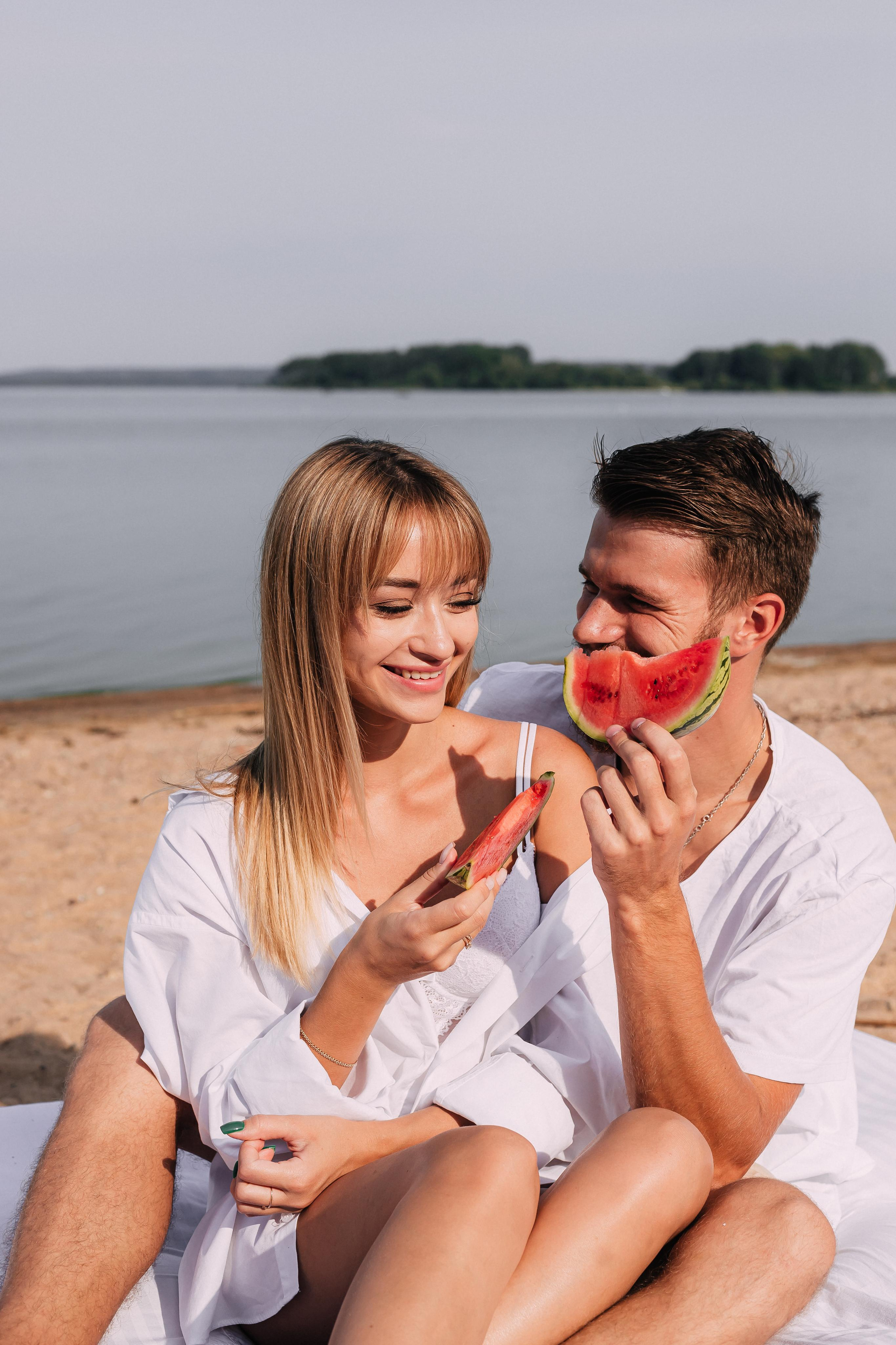 Love story at the Minsk Sea Katya and Pasha. Wedding and family photographer