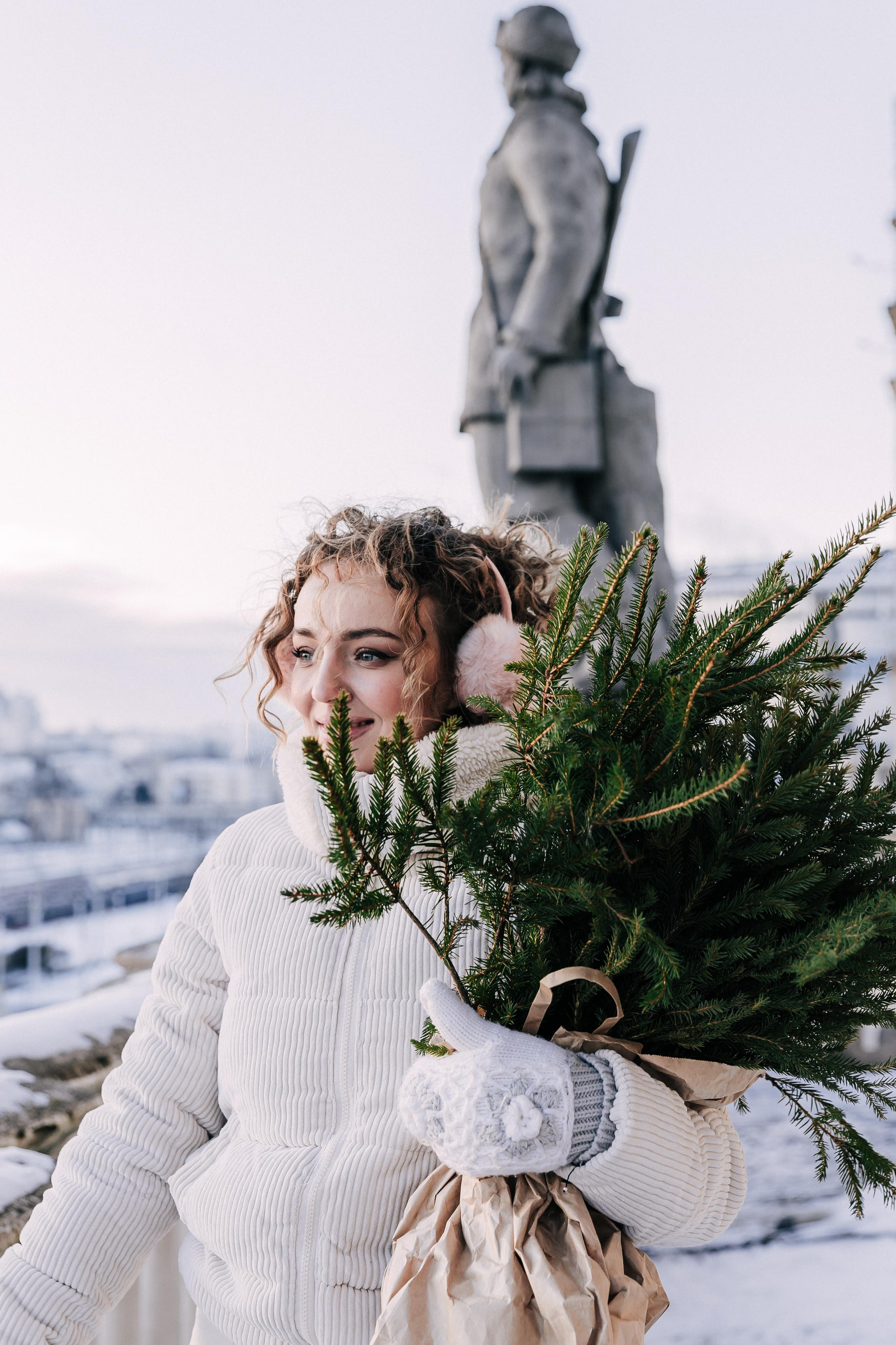 A winter fairy tale in the city center. Wedding and family photographer