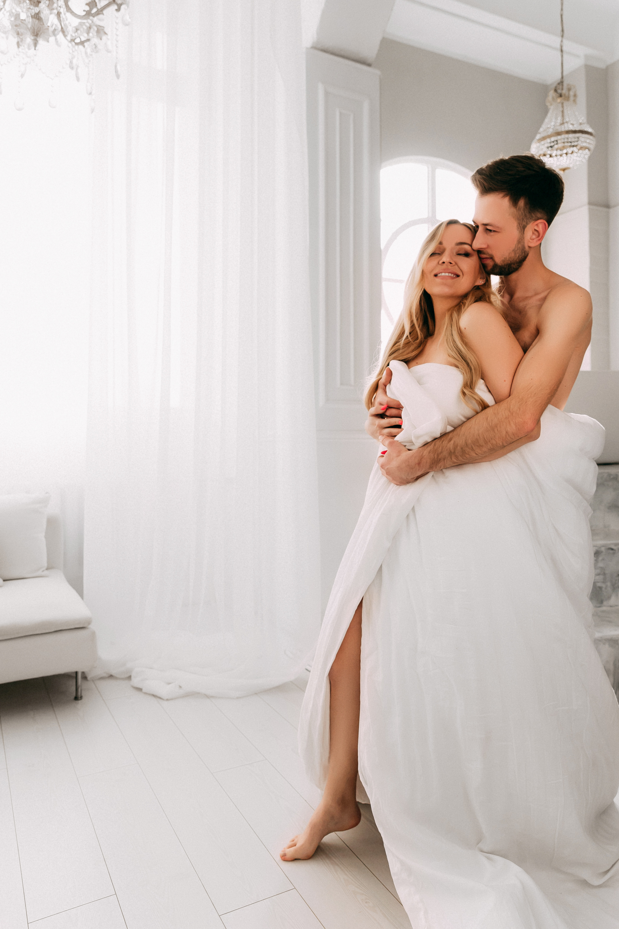 Tender and romantic shoot for a wonderful couple!. Wedding and family photographer