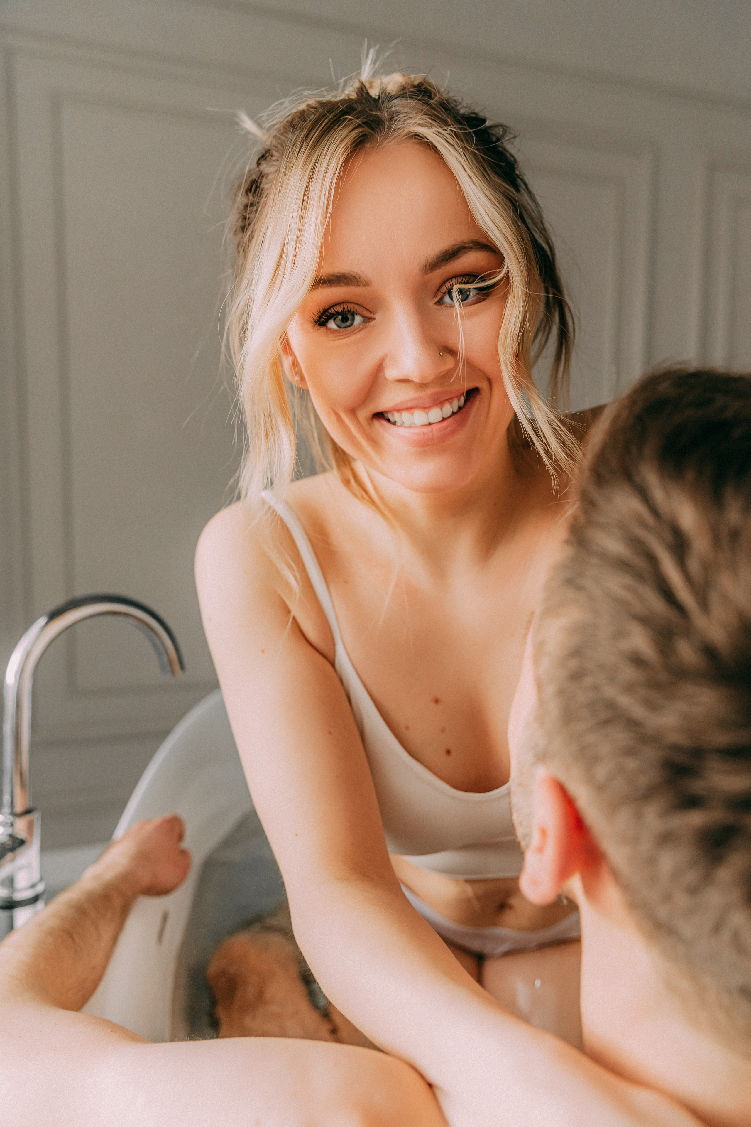 Tender and romantic shoot for a wonderful couple!. Wedding and family photographer