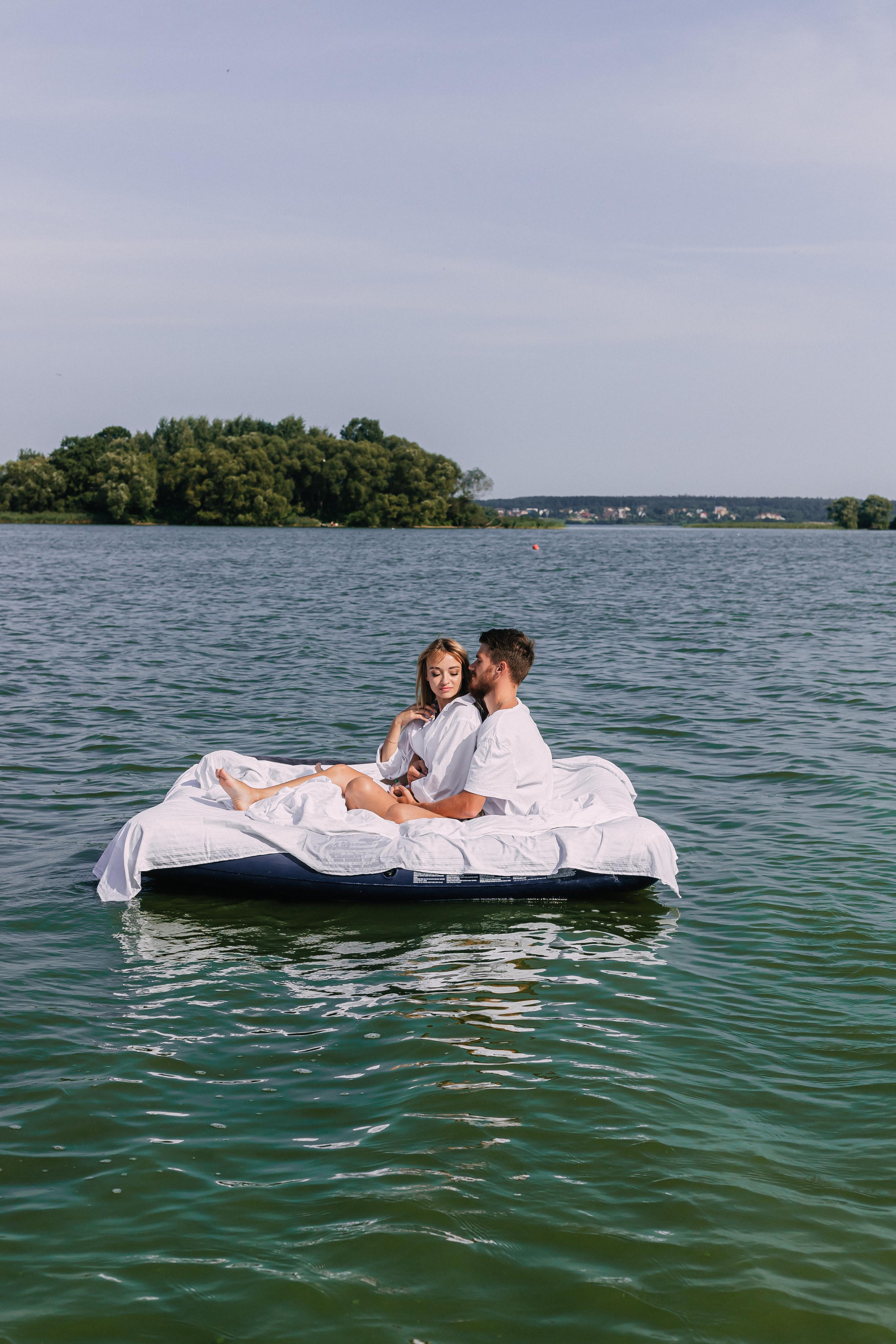 Love story at the Minsk Sea Katya and Pasha. Wedding and family photographer