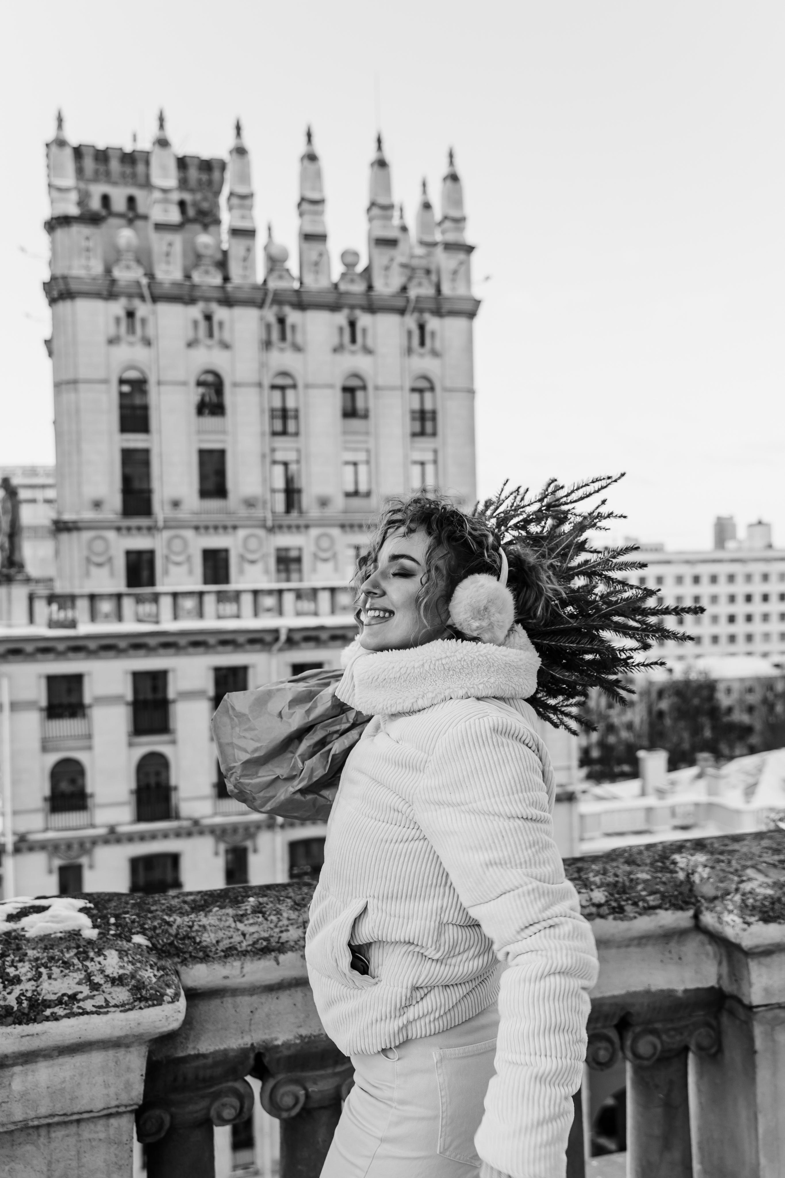 A winter fairy tale in the city center. Wedding and family photographer