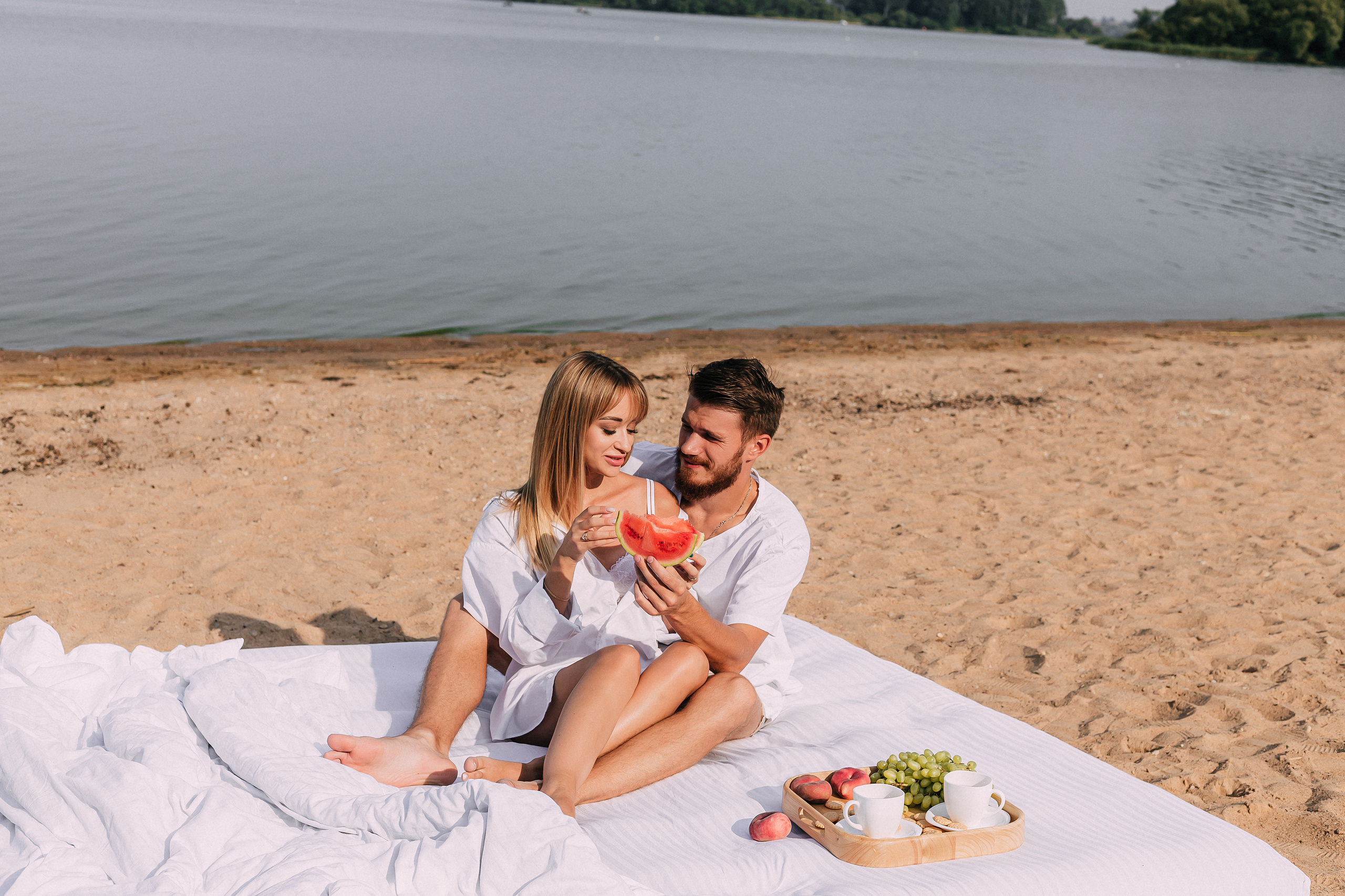 Love story at the Minsk Sea Katya and Pasha. Wedding and family photographer