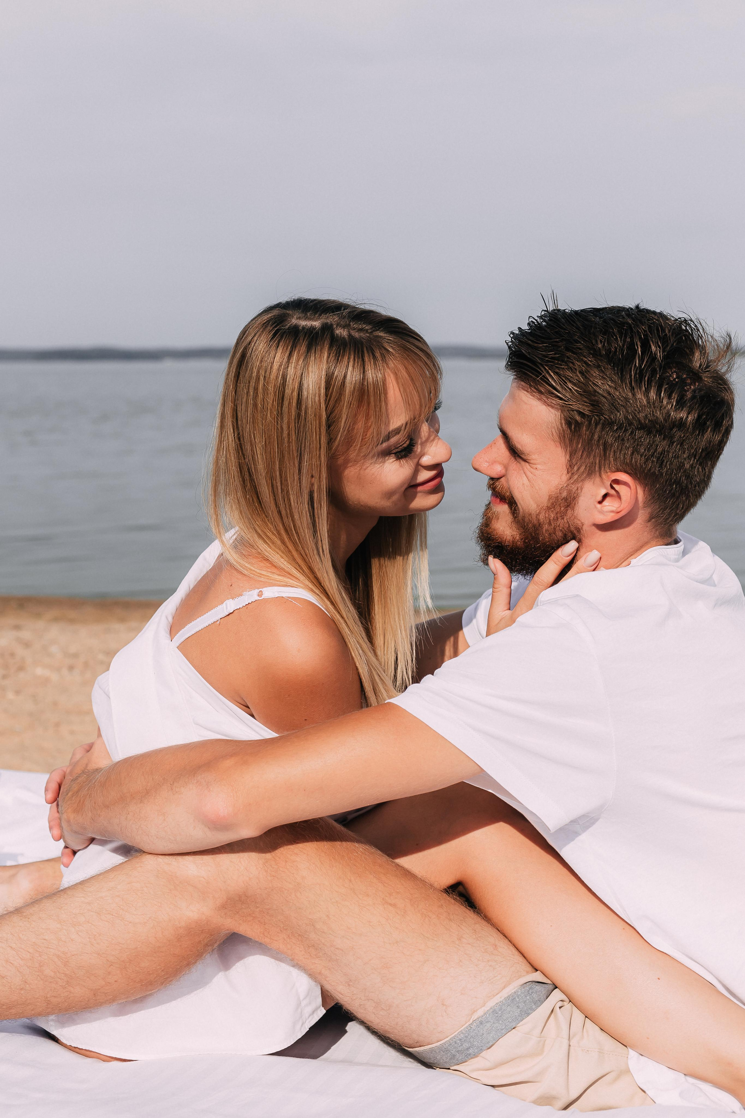Love story at the Minsk Sea Katya and Pasha. Wedding and family photographer