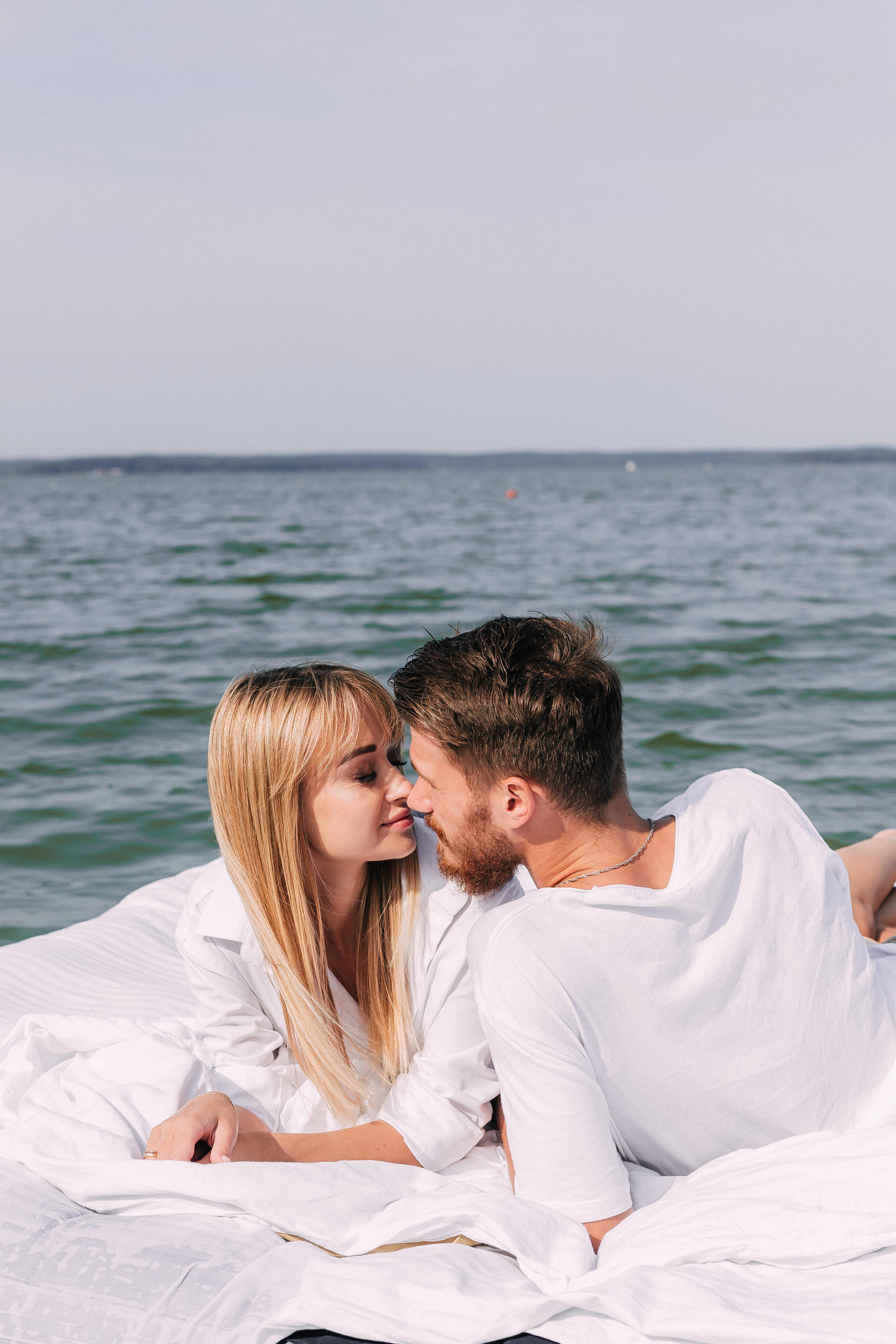 Love story at the Minsk Sea Katya and Pasha. Wedding and family photographer