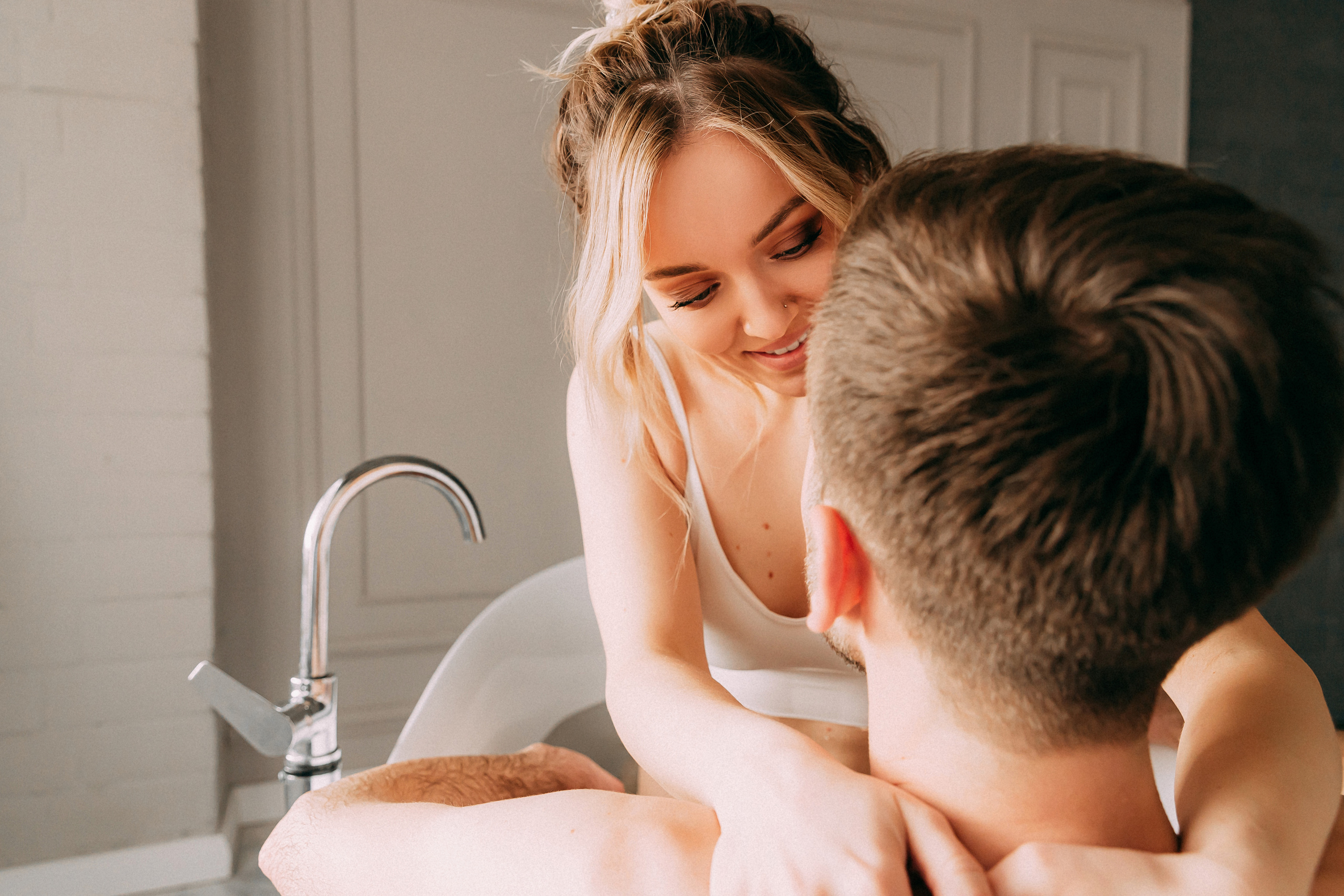 Tender and romantic shoot for a wonderful couple!. Wedding and family photographer