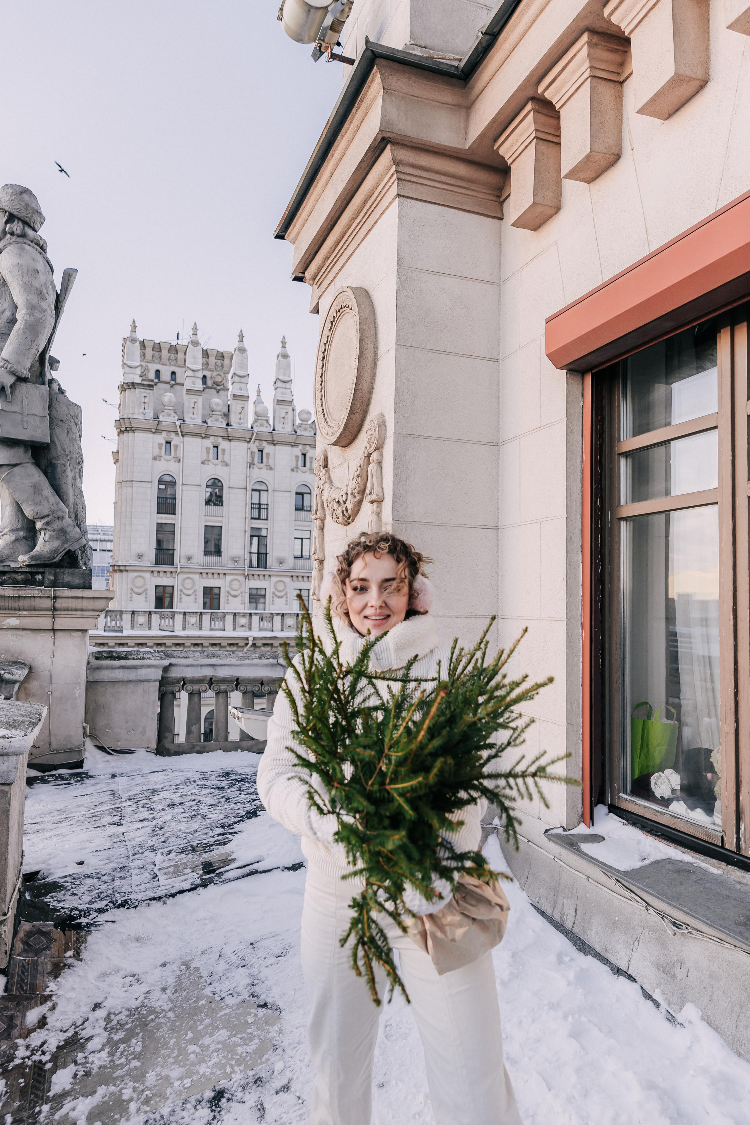 A winter fairy tale in the city center. Wedding and family photographer