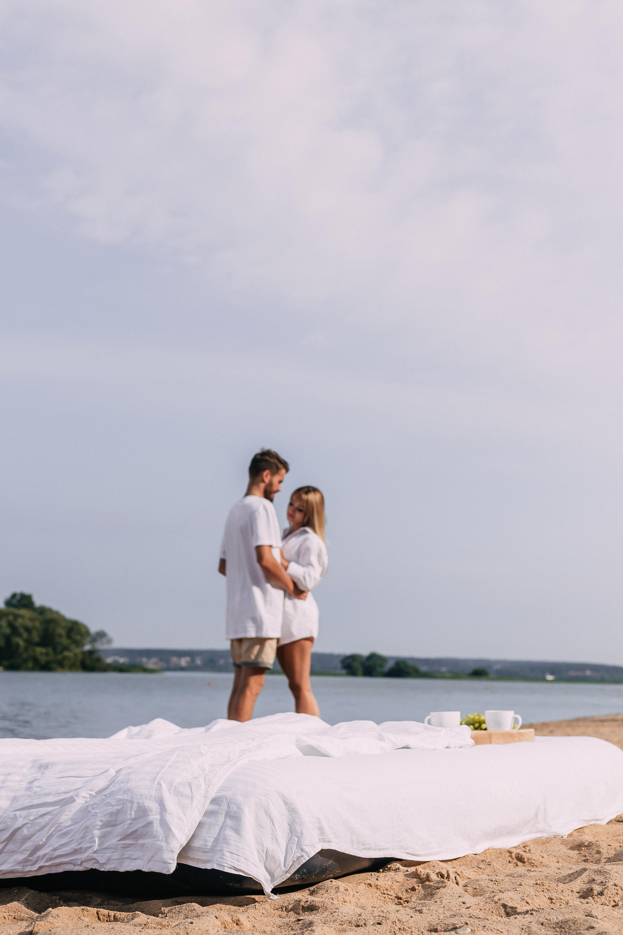 Love story at the Minsk Sea Katya and Pasha. Wedding and family photographer