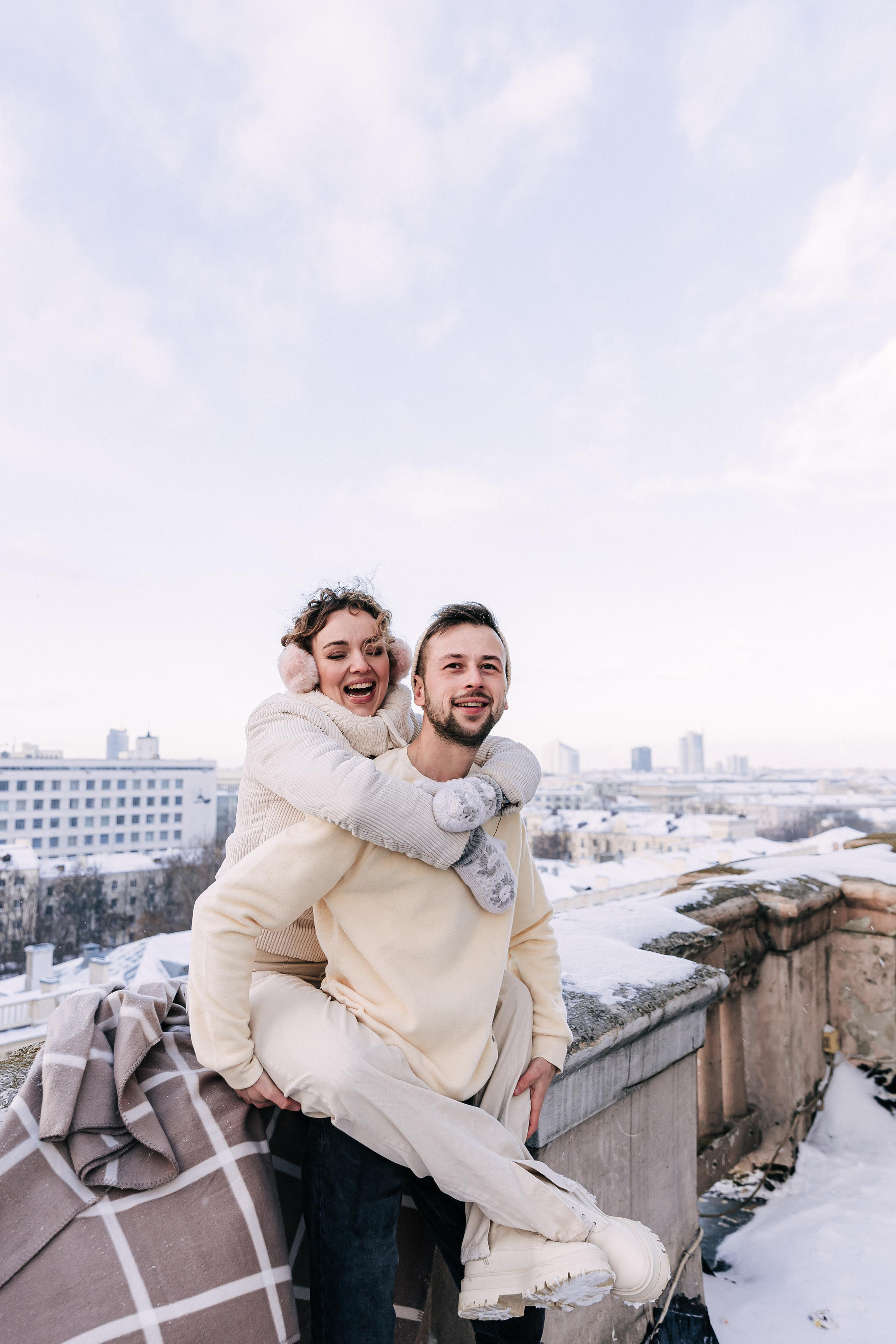 A winter fairy tale in the city center. Wedding and family photographer