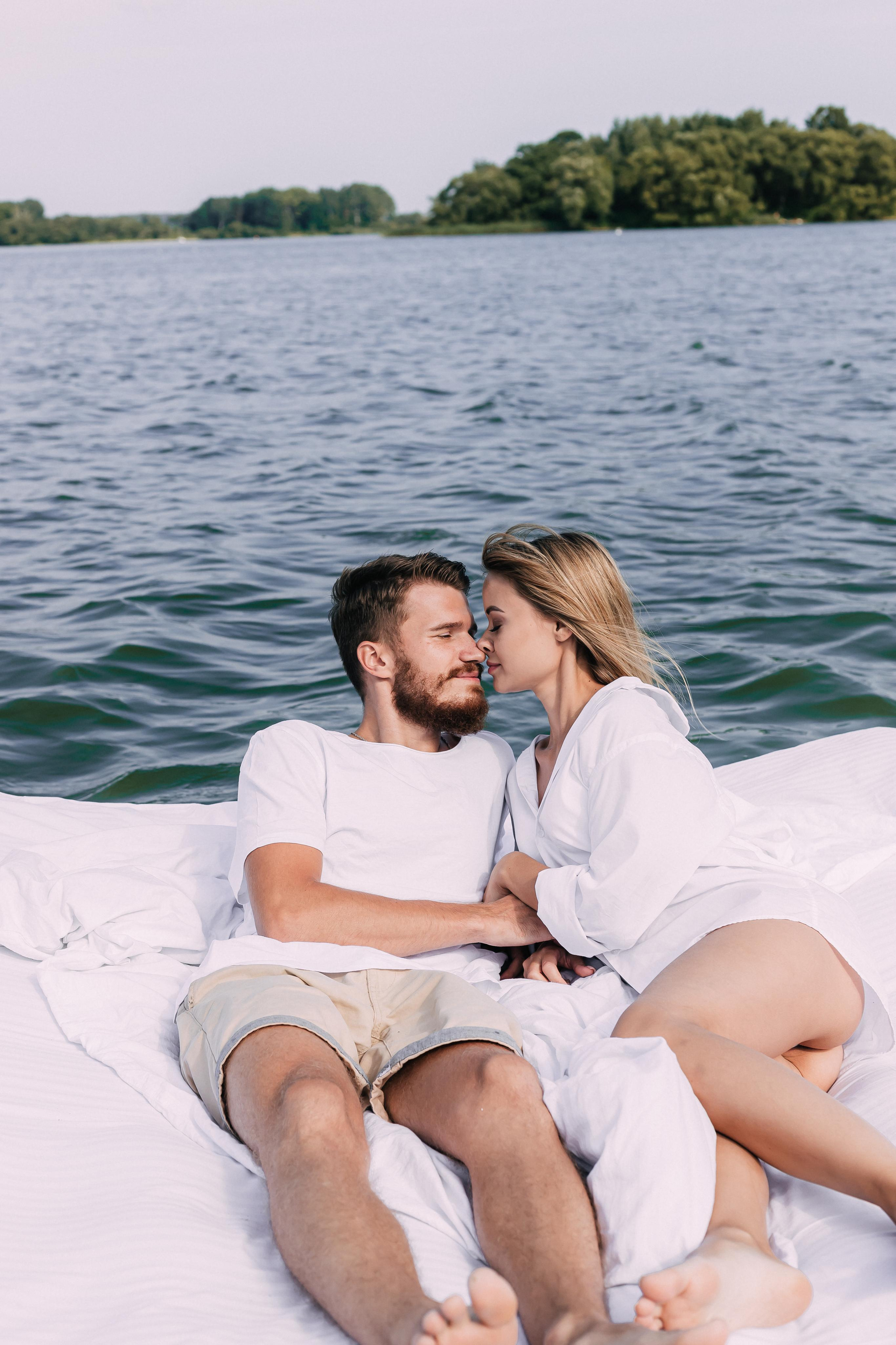 Love story at the Minsk Sea Katya and Pasha. Wedding and family photographer