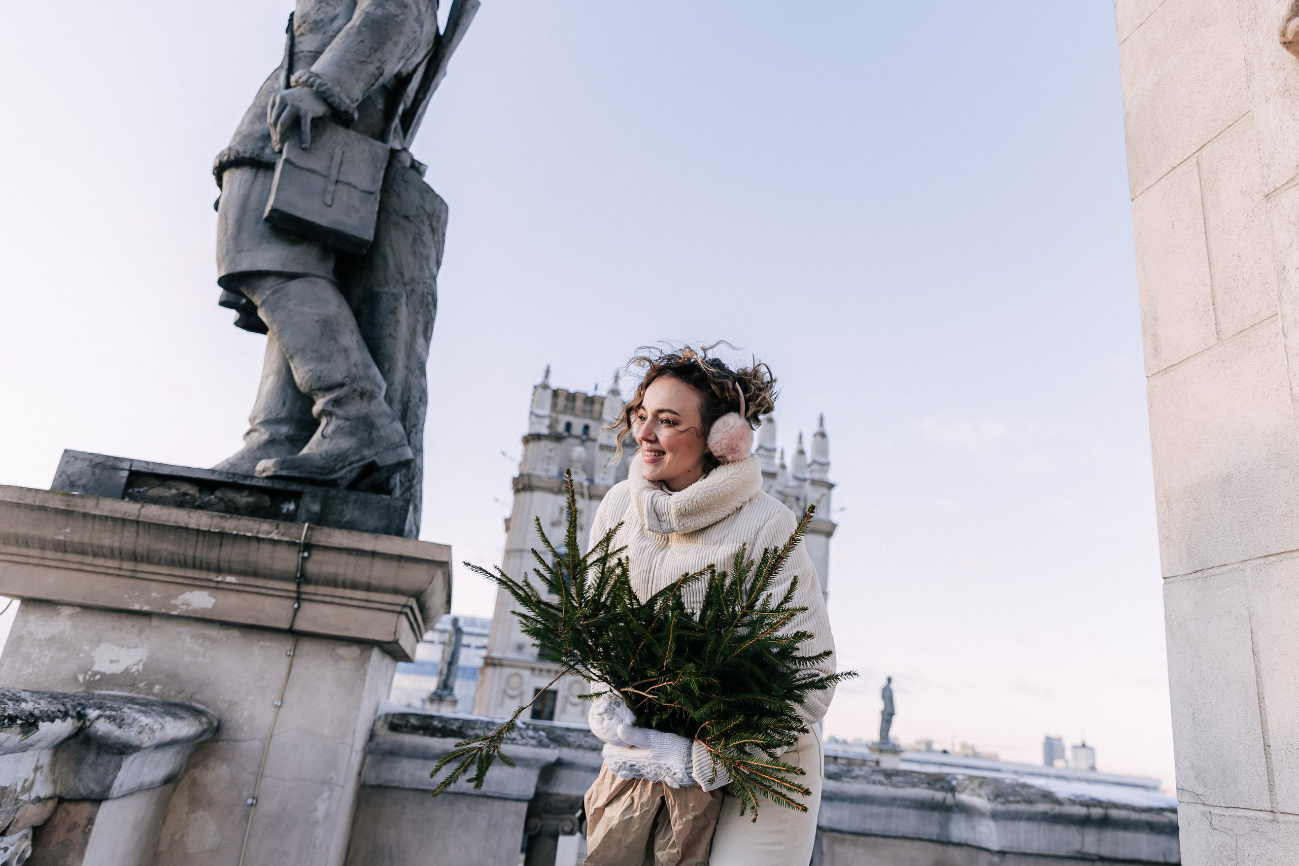 A winter fairy tale in the city center. Wedding and family photographer