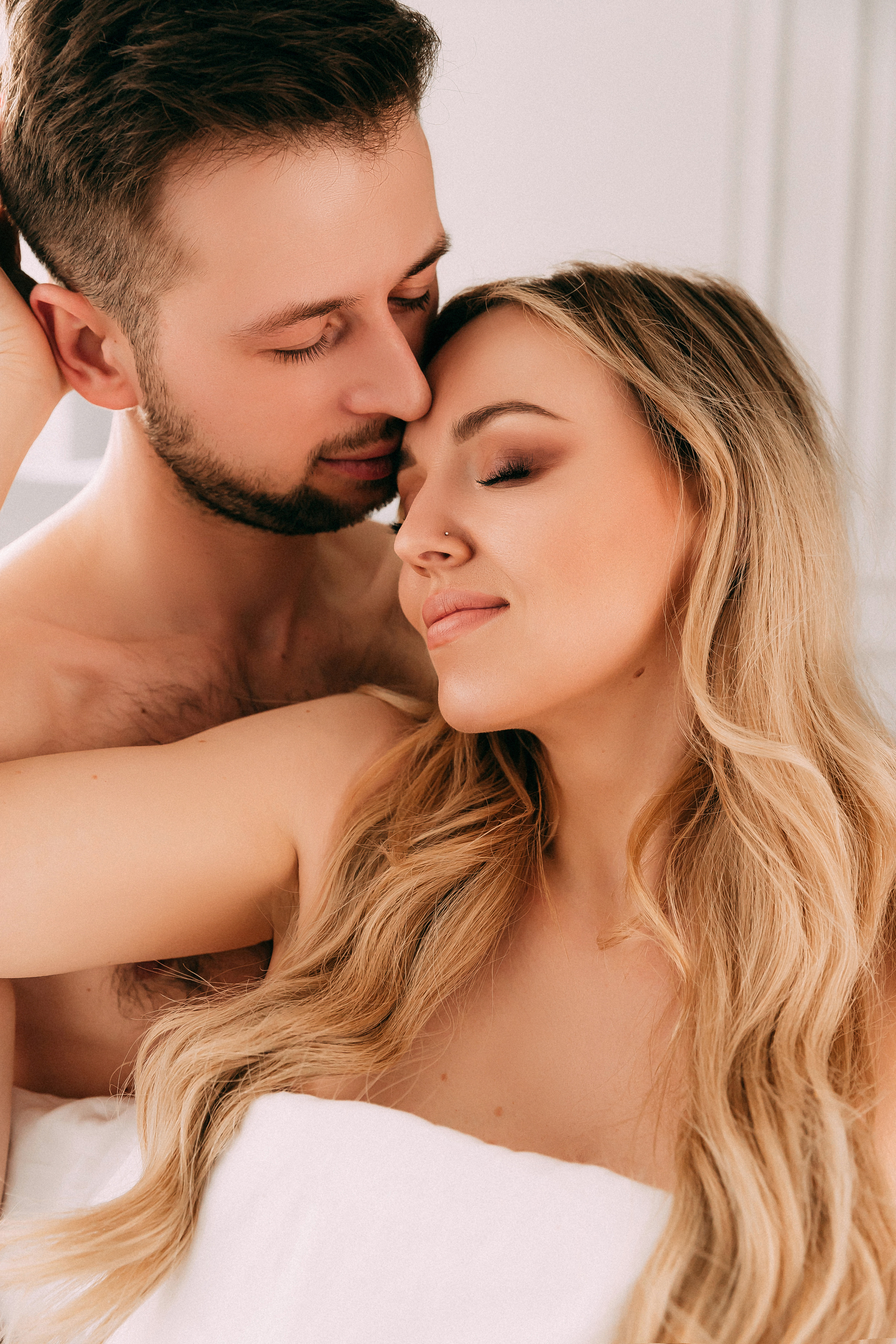 Tender and romantic shoot for a wonderful couple!. Wedding and family photographer