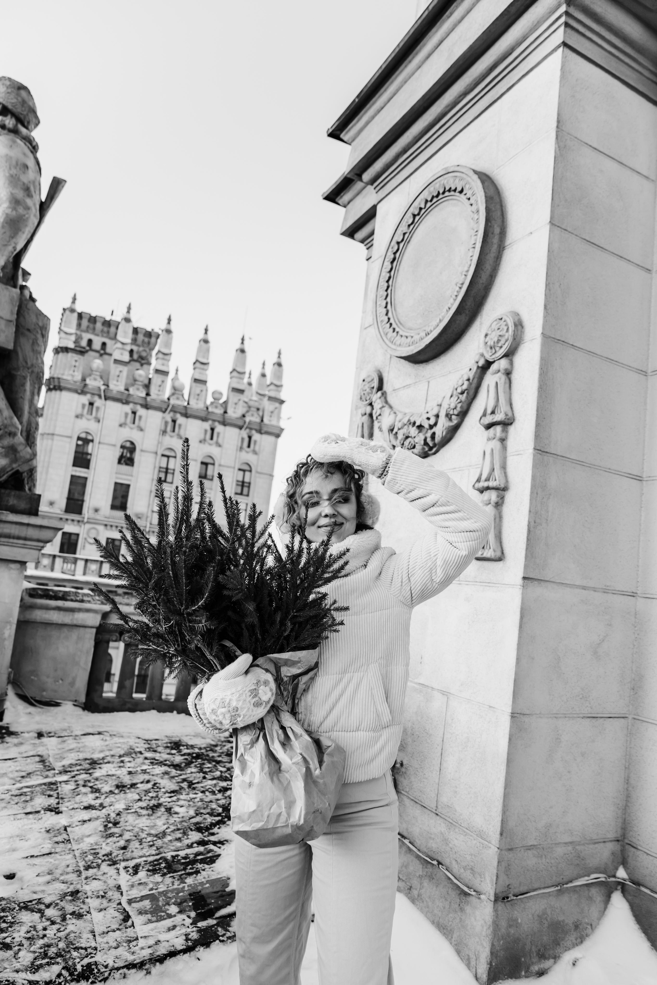 A winter fairy tale in the city center. Wedding and family photographer