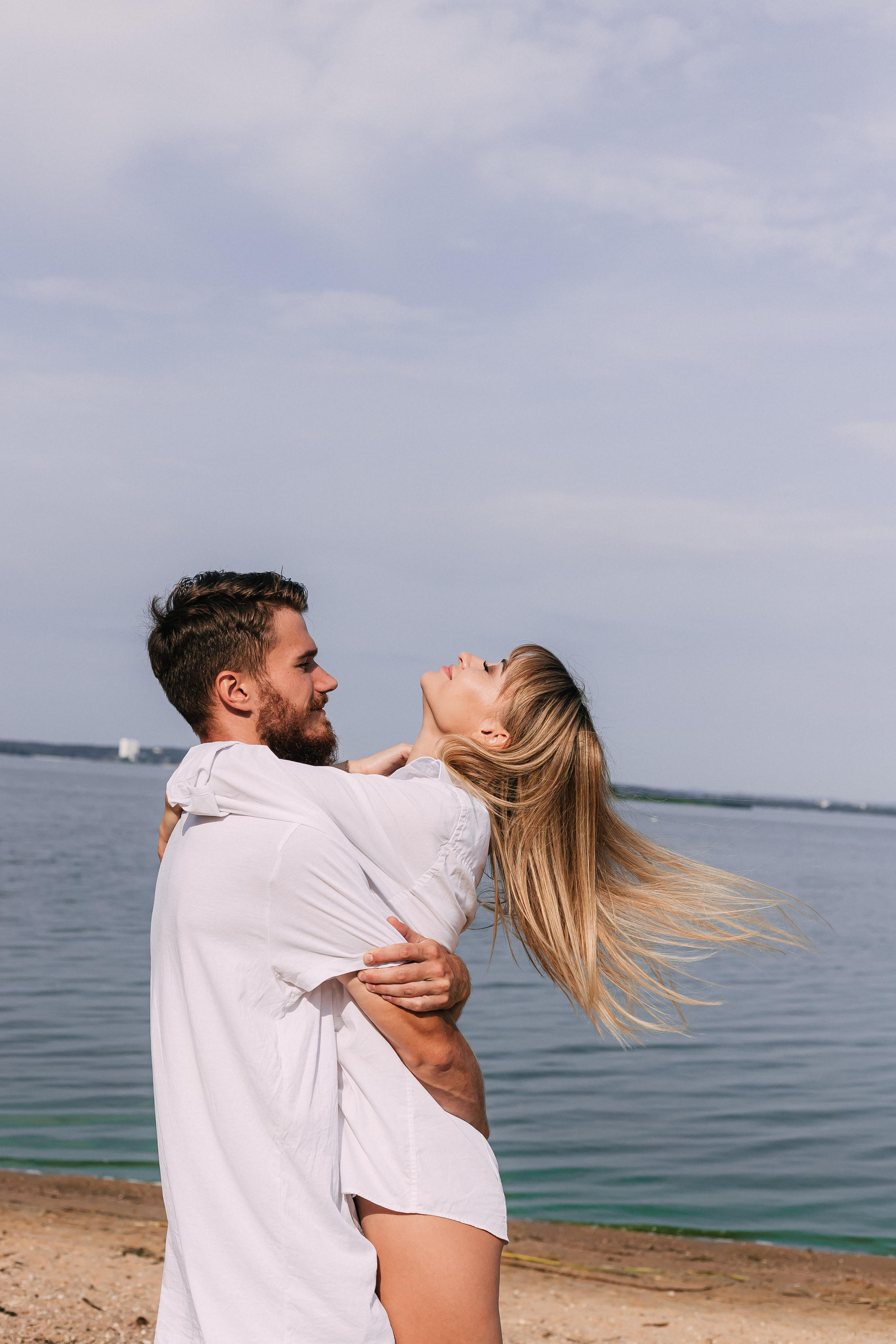 Love story at the Minsk Sea Katya and Pasha. Wedding and family photographer