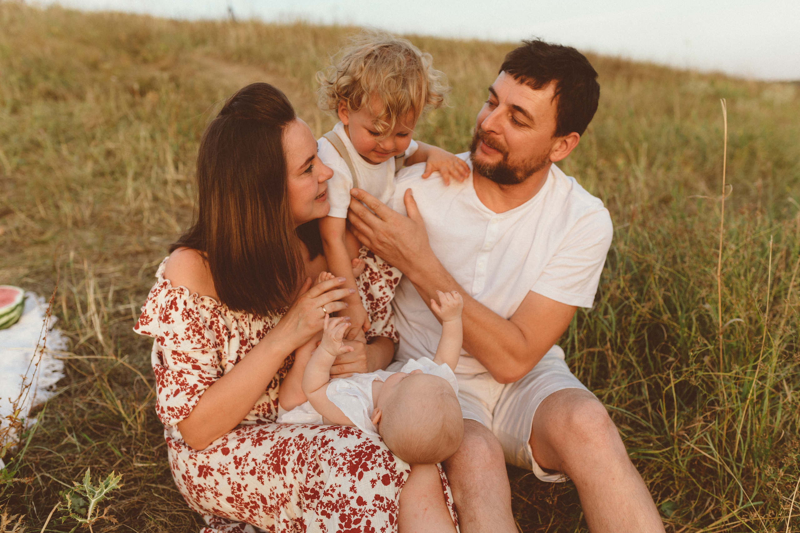 Миша Жанна Тёма и Варвара. Свадебный фотограф в Киеве Дубовская Полина