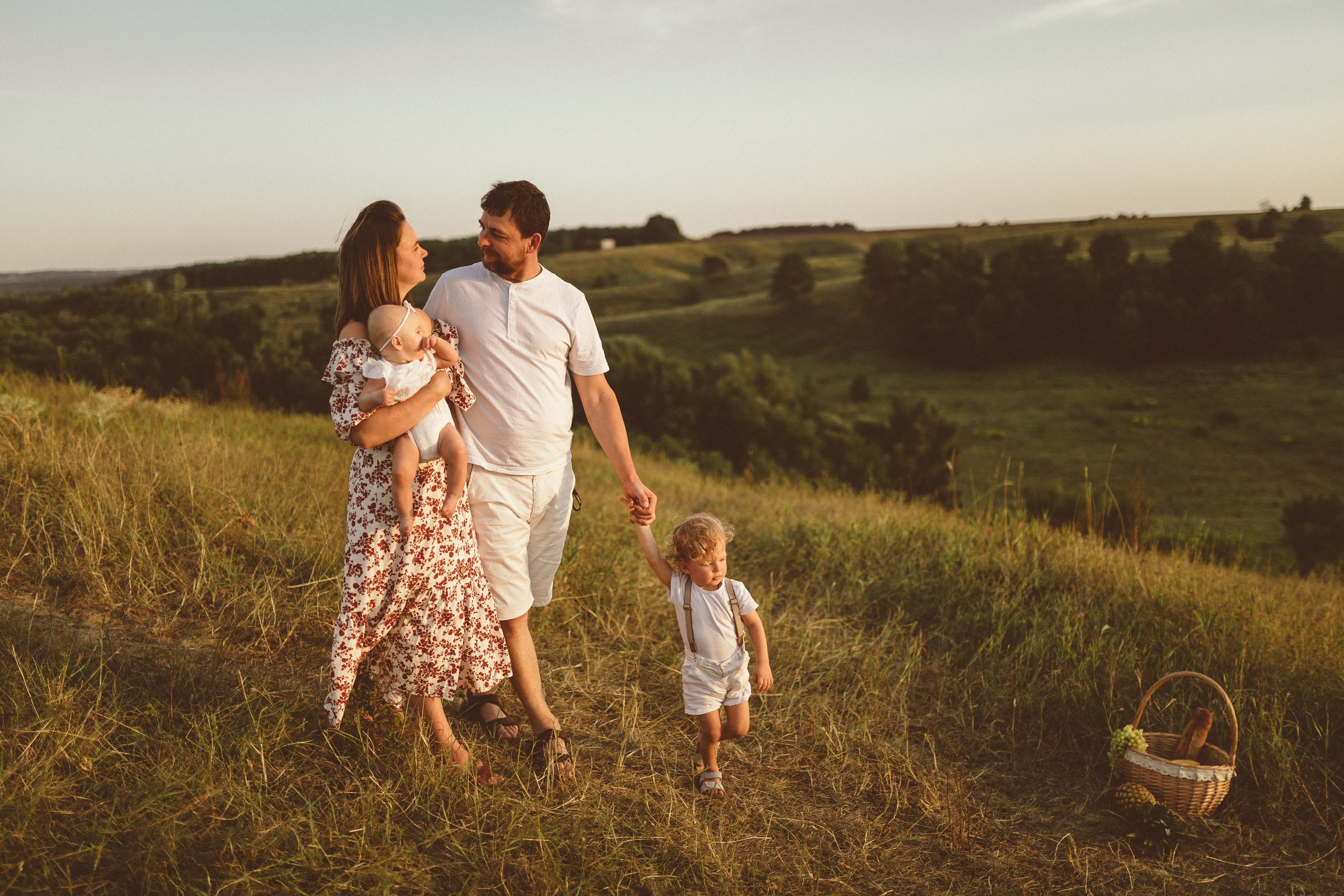Миша Жанна Тёма и Варвара. Свадебный фотограф в Киеве Дубовская Полина