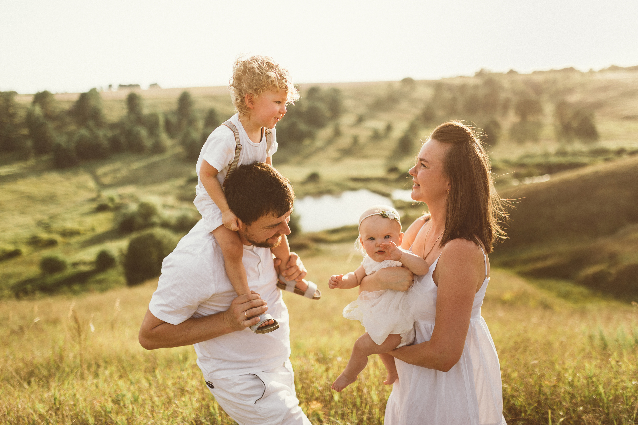 Миша Жанна Тёма и Варвара. Свадебный фотограф в Киеве Дубовская Полина