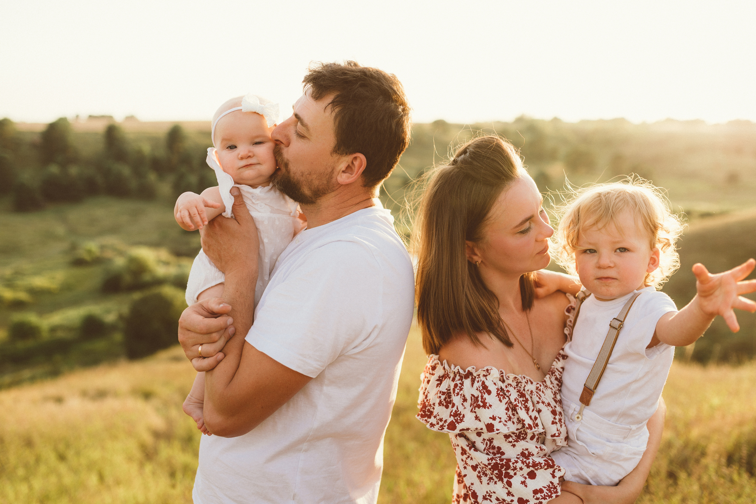 Миша Жанна Тёма и Варвара. Свадебный фотограф в Киеве Дубовская Полина