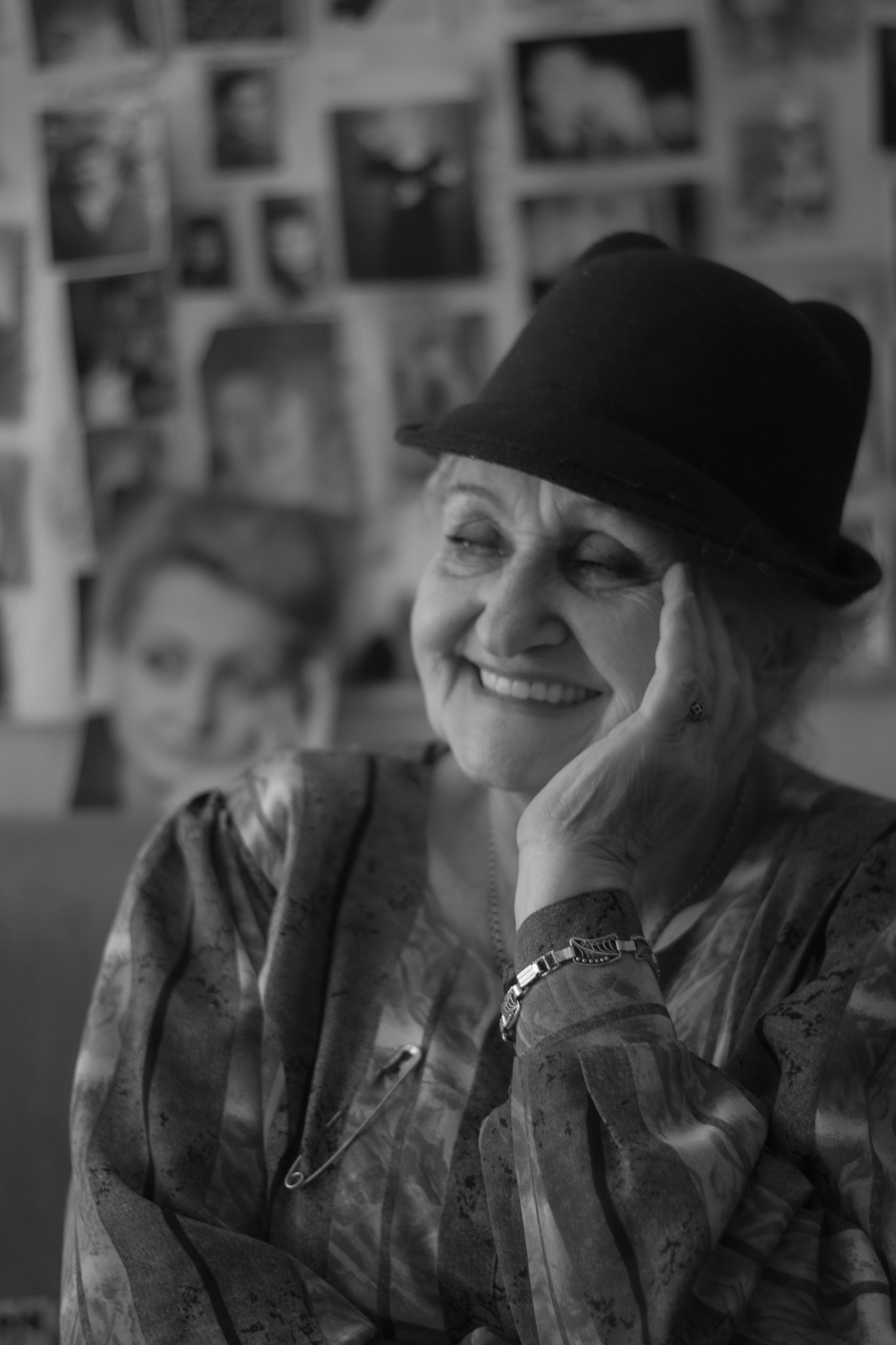 Women. My name is Irina I am a family and portrait photographer