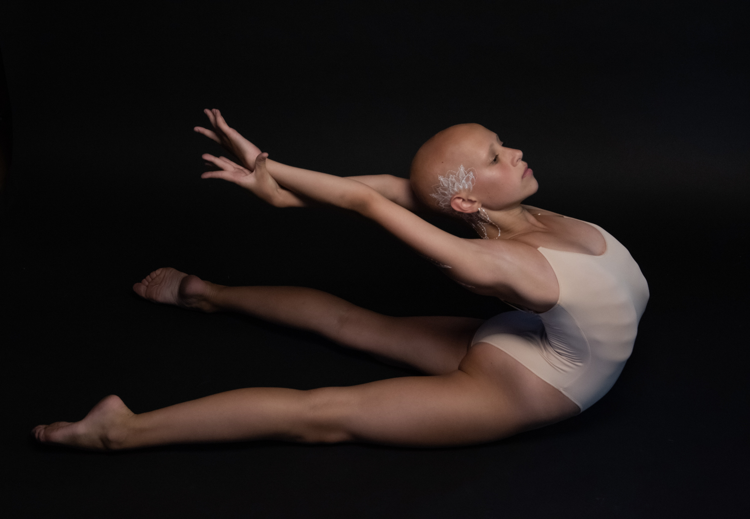 Women. My name is Irina I am a family and portrait photographer