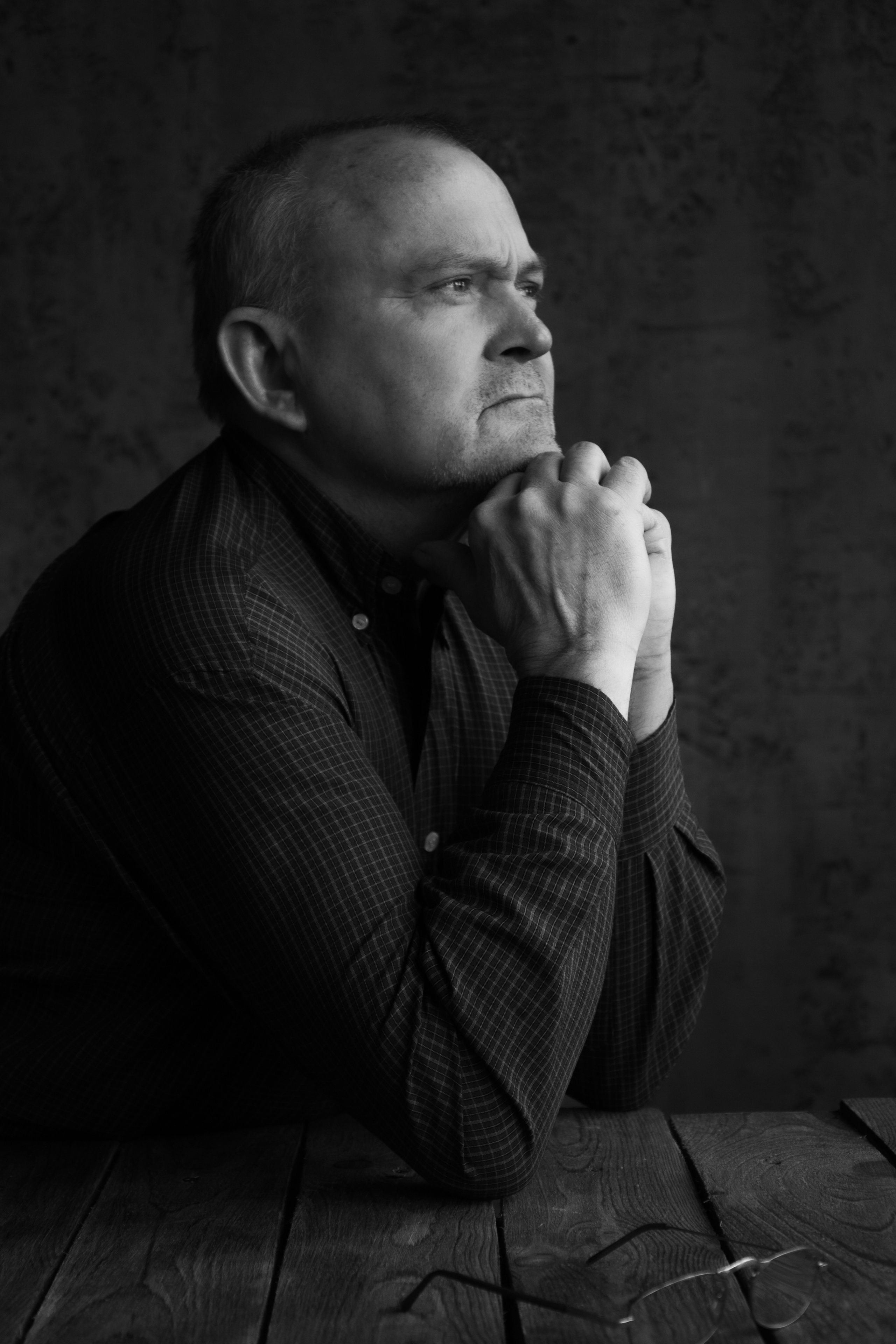 Men. My name is Irina I am a family and portrait photographer