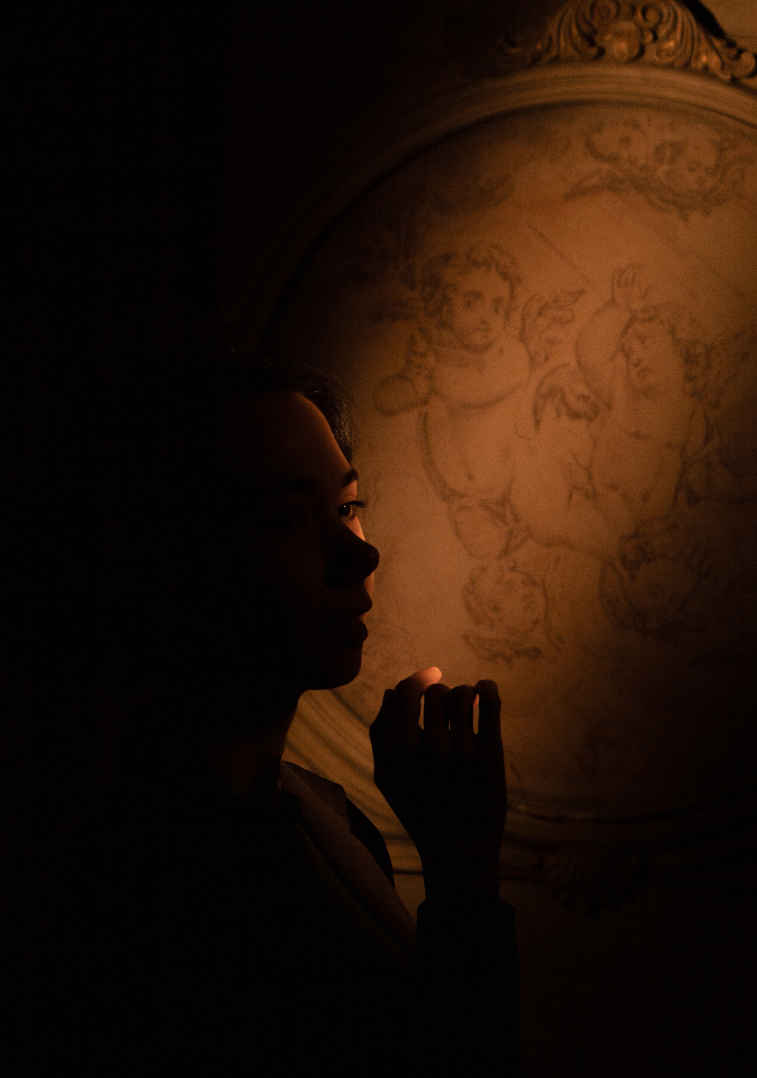 Women. My name is Irina I am a family and portrait photographer