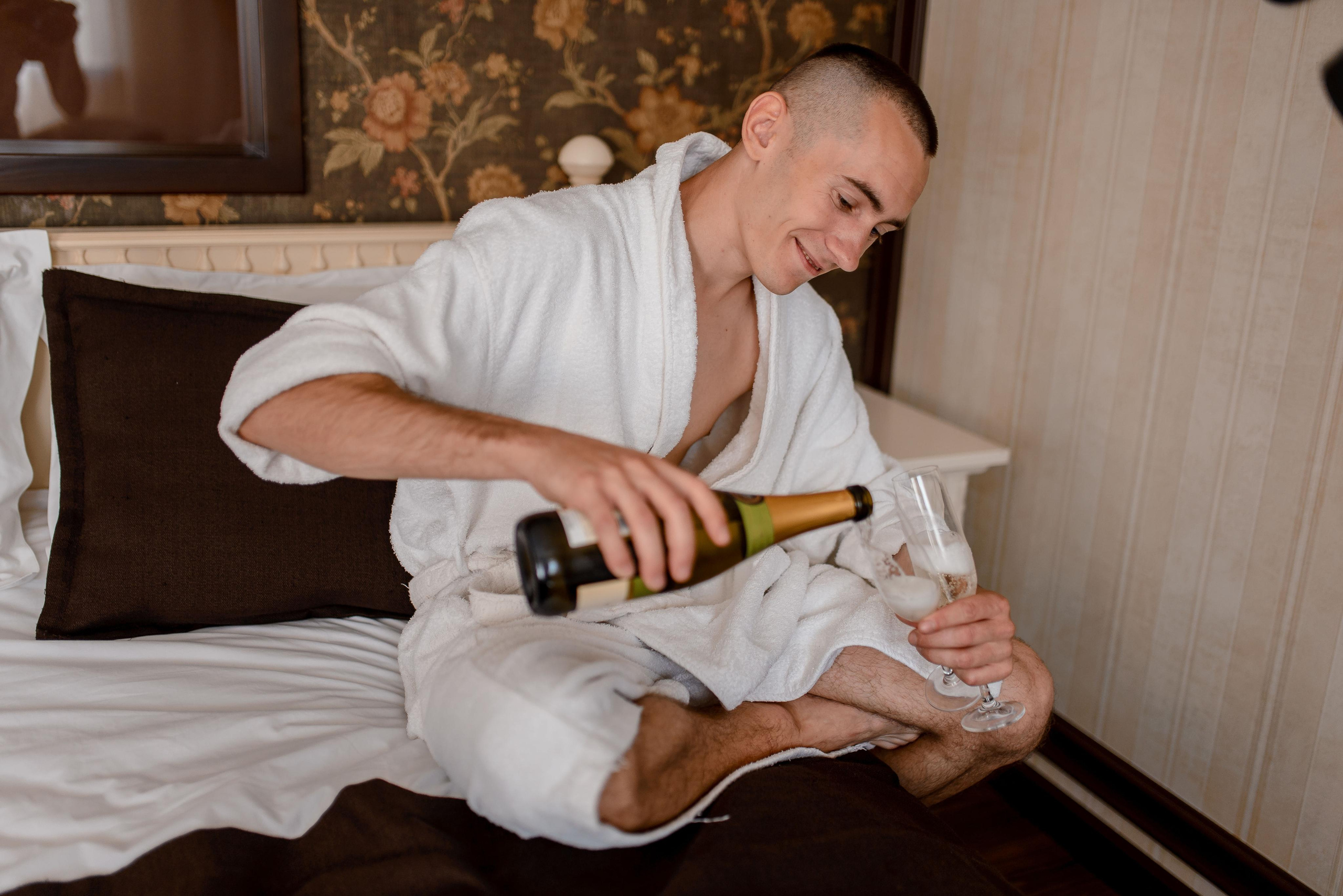 Отель Де Голь и Собор на Гоголя. Wedding and family photographer