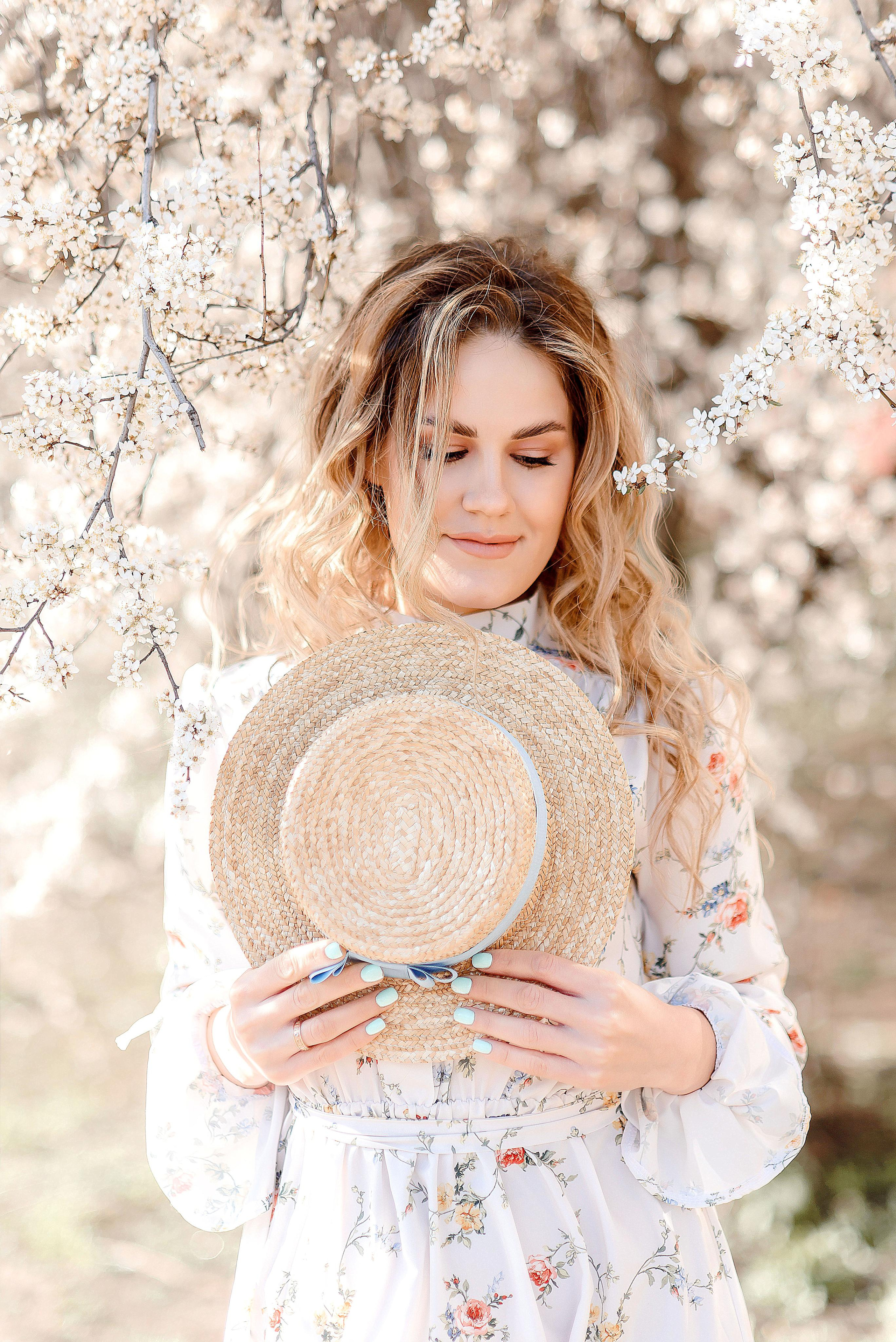 Весна, цветение. Wedding and family photographer