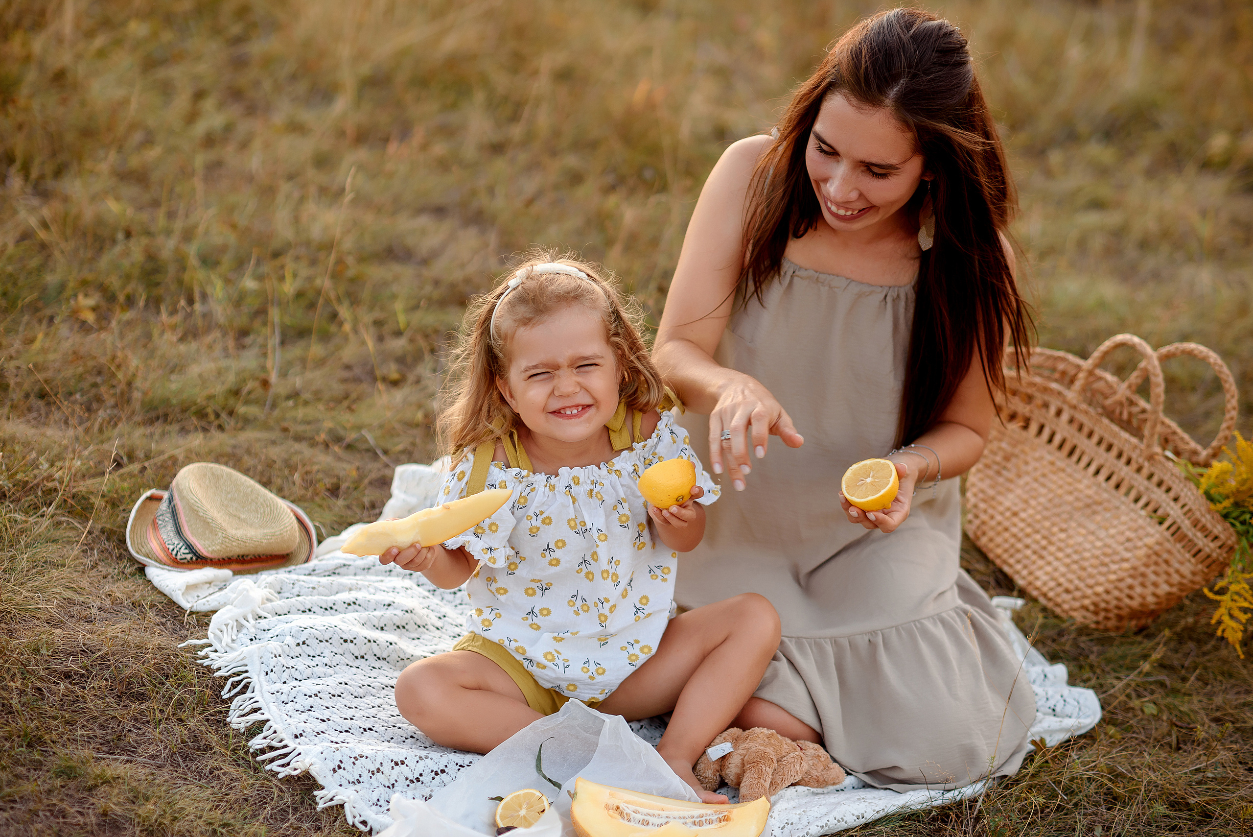 Черкасская лозовая. Wedding and family photographer